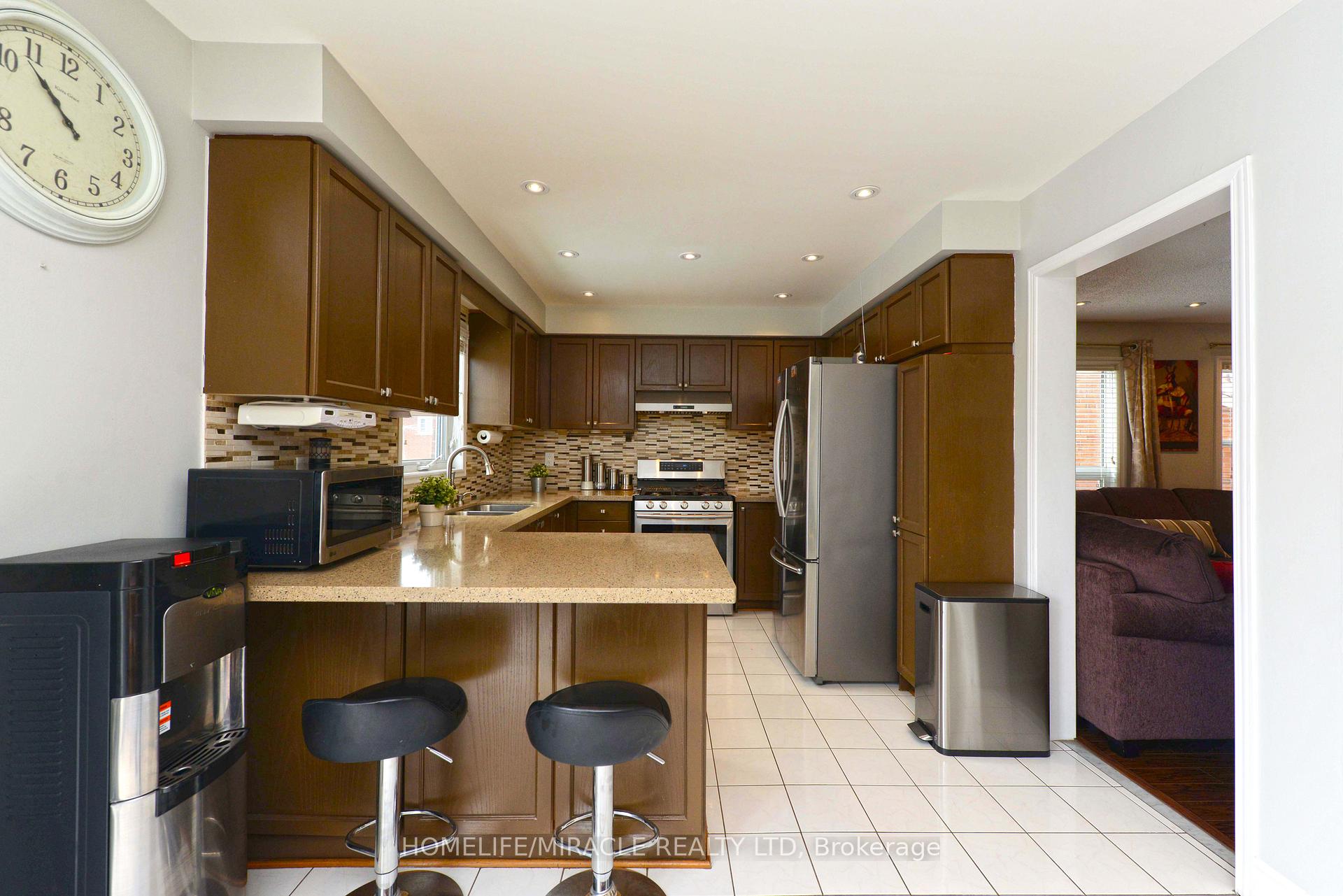 Photo 17 of 59 Michigan Avenue, Brampton, Fletcher's Creek South — HOMEH