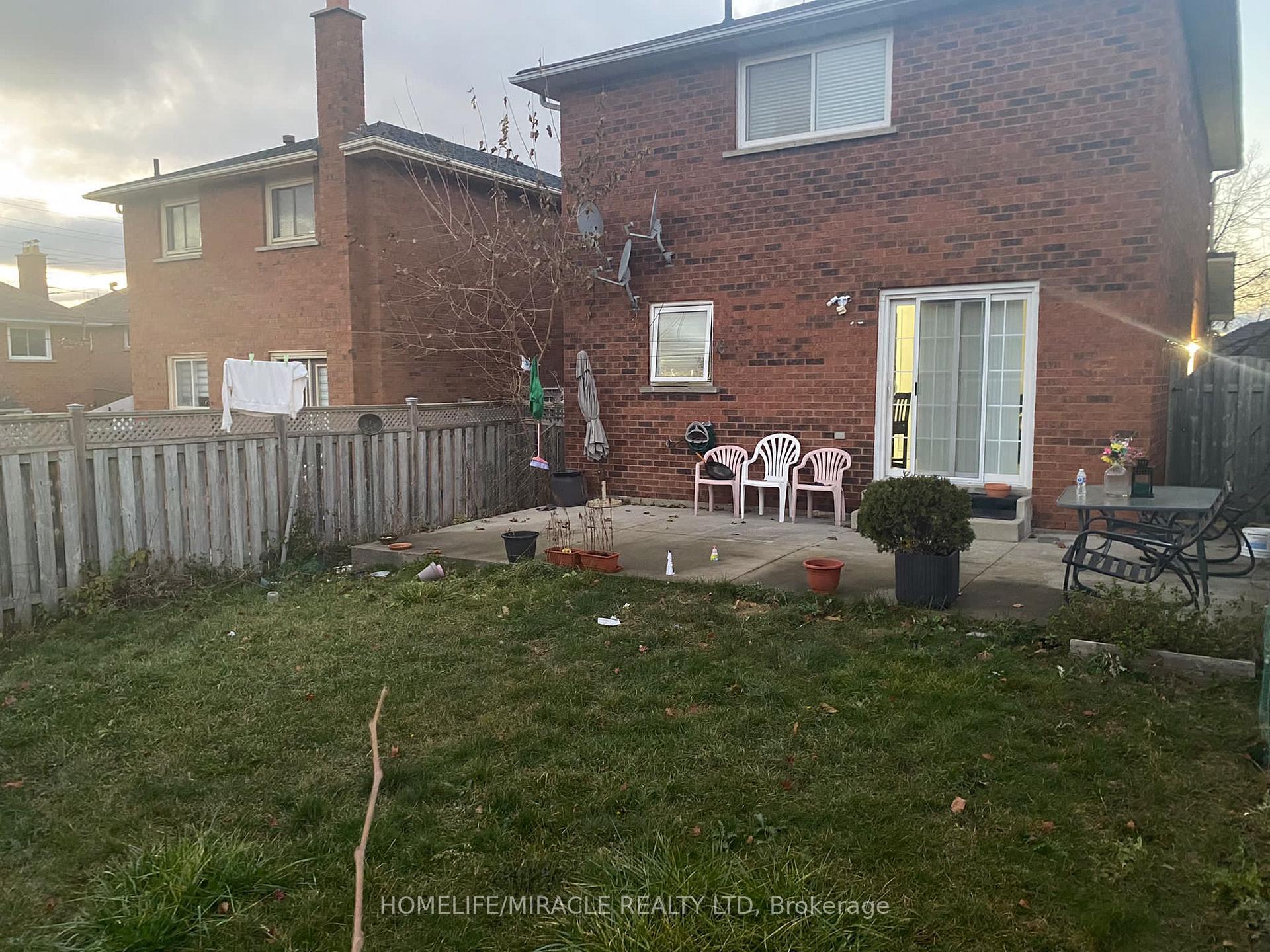 Photo 18 of 59 Michigan Avenue, Brampton, Fletcher's Creek South — HOMEH