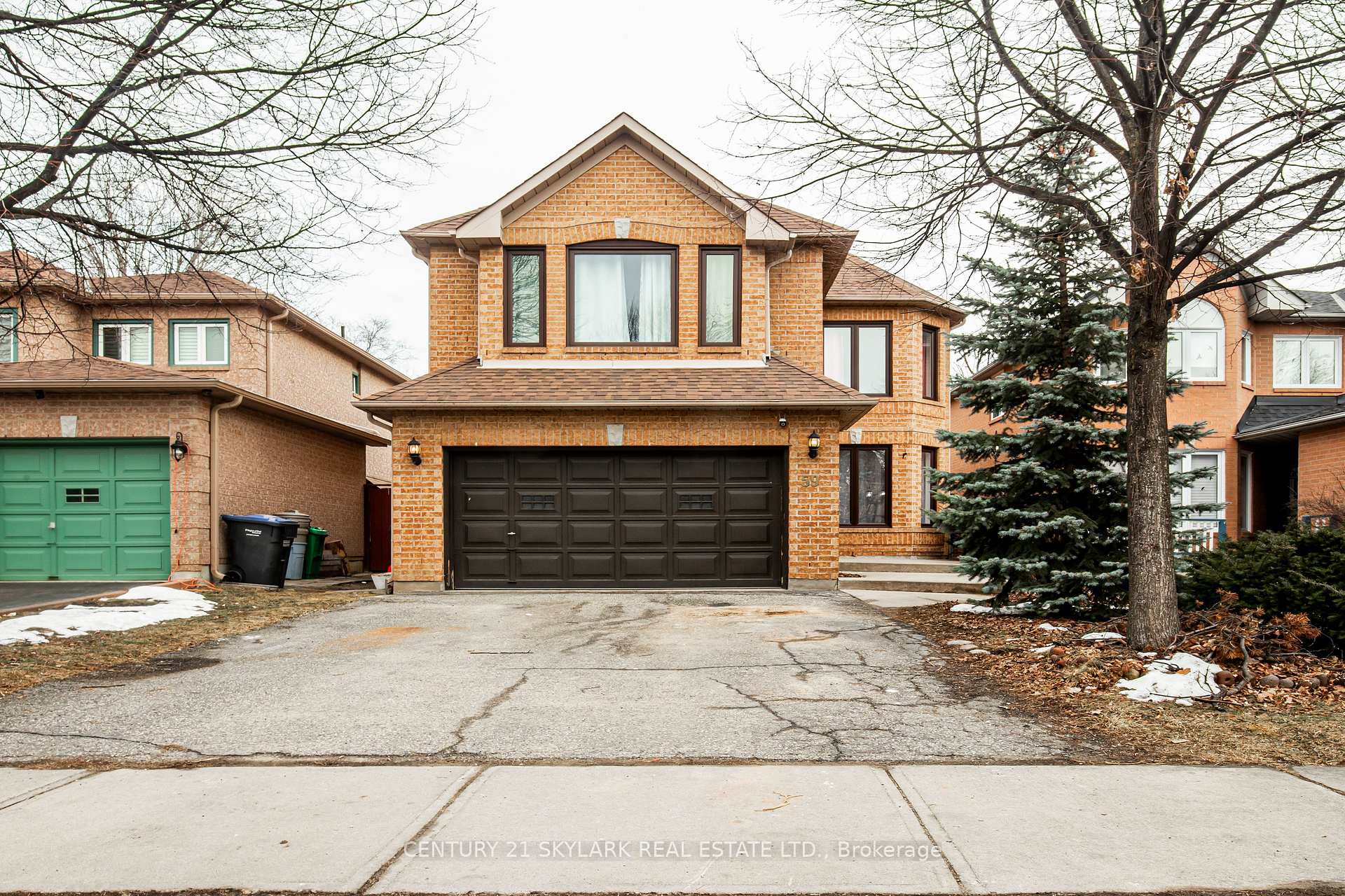 Front of 59 Richwood Crescent
