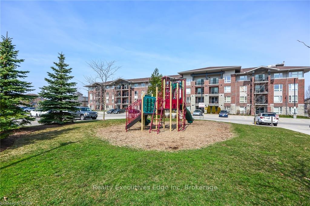 Photo 11 of Unit 212, 39 Goodwin Drive, Guelph, Pineridge/Westminster Woods — HOMEH