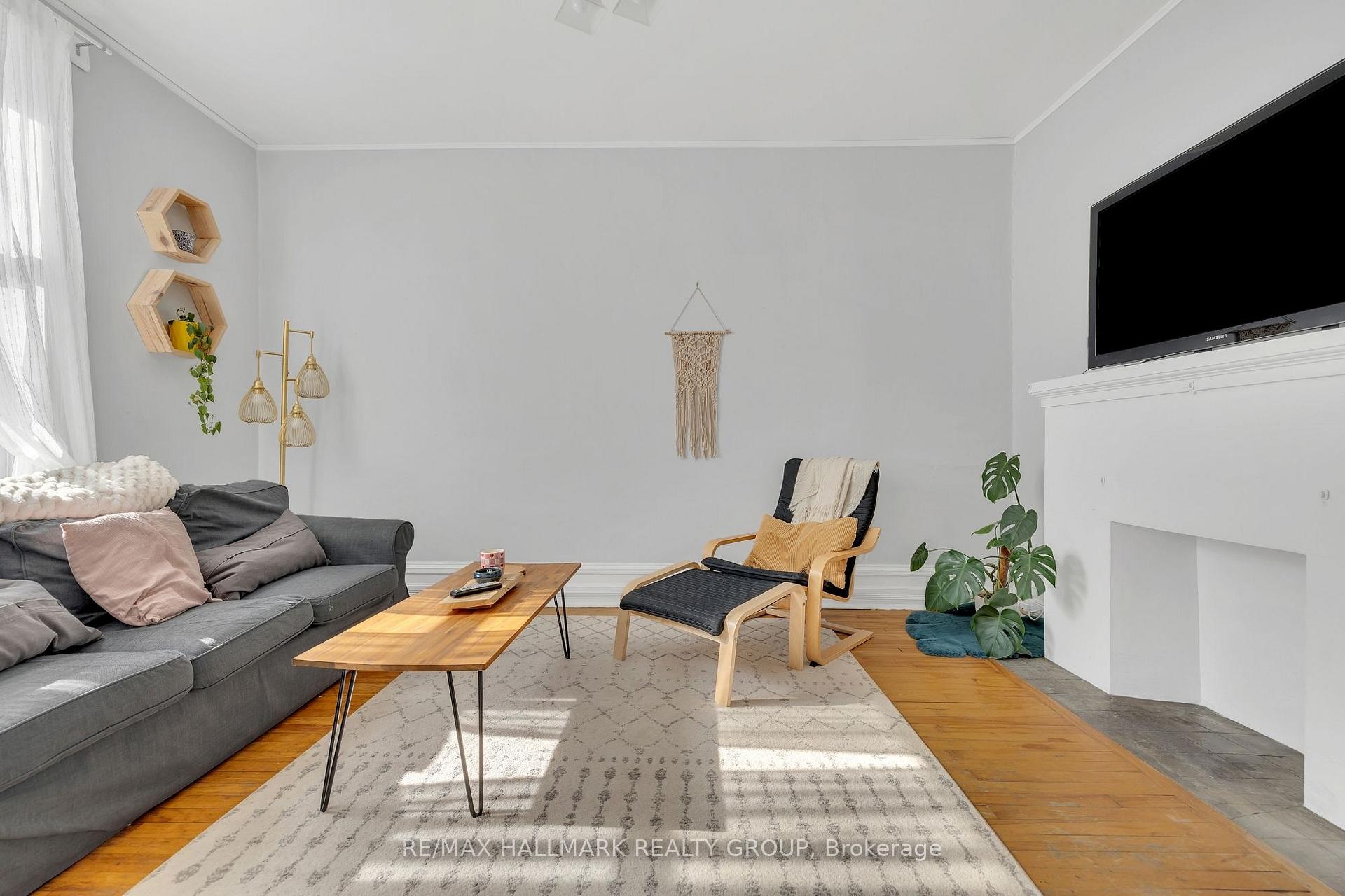 Photo 2 of 209 Fifth Avenue, Ottawa, Glebe — HOMEH