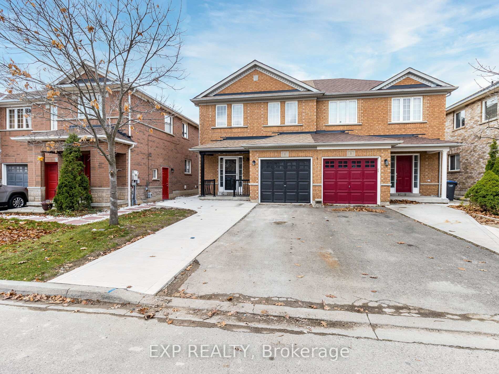 Front of 6 Silver Egret Road