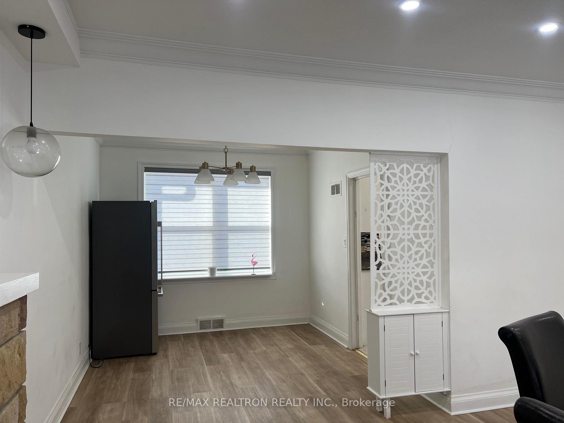 Photo 14 of 48 Masterson Drive, St. Catharines, Glendale/Glenridge — HOMEH
