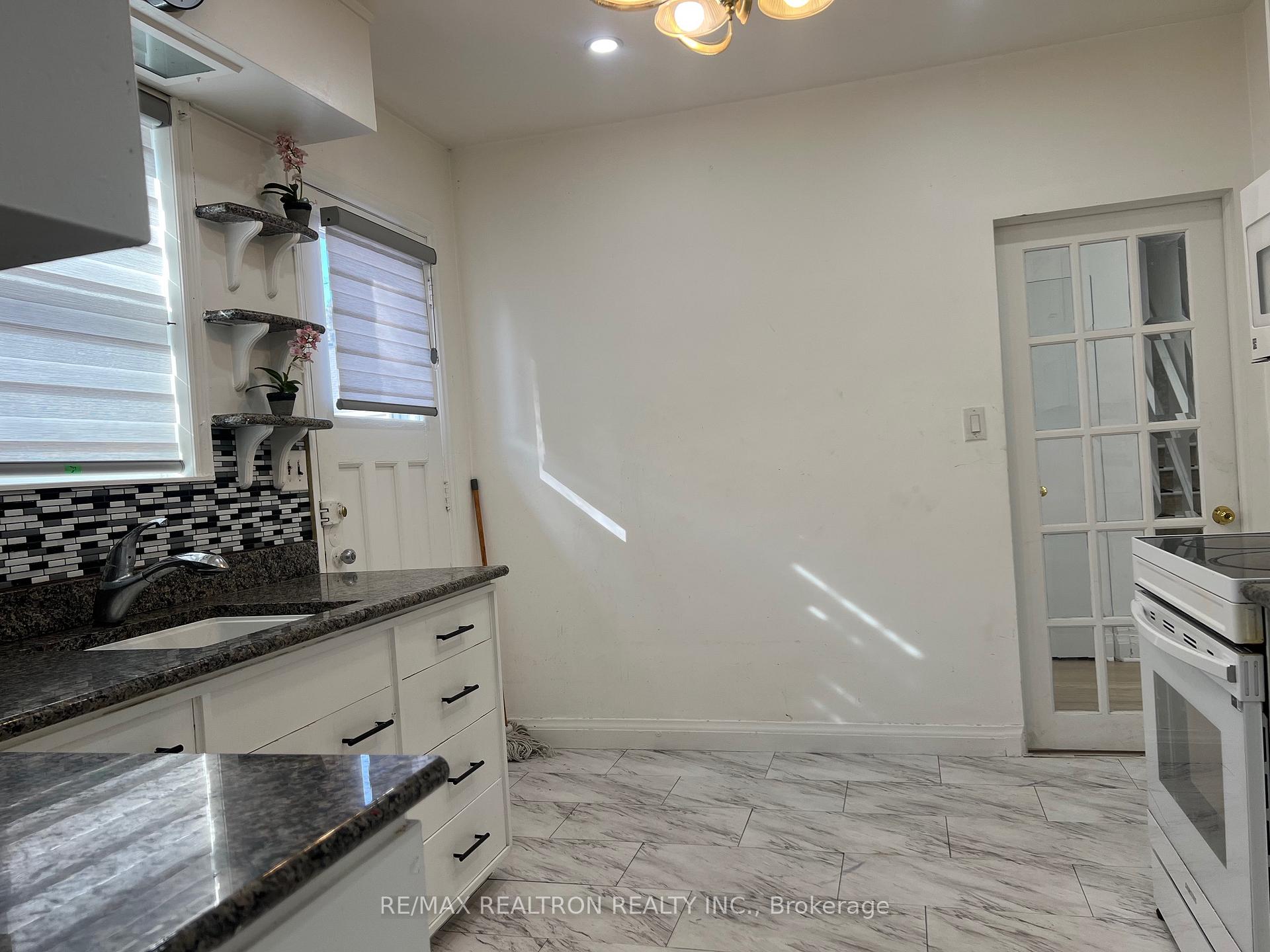 Photo 17 of 48 Masterson Drive, St. Catharines, Glendale/Glenridge — HOMEH