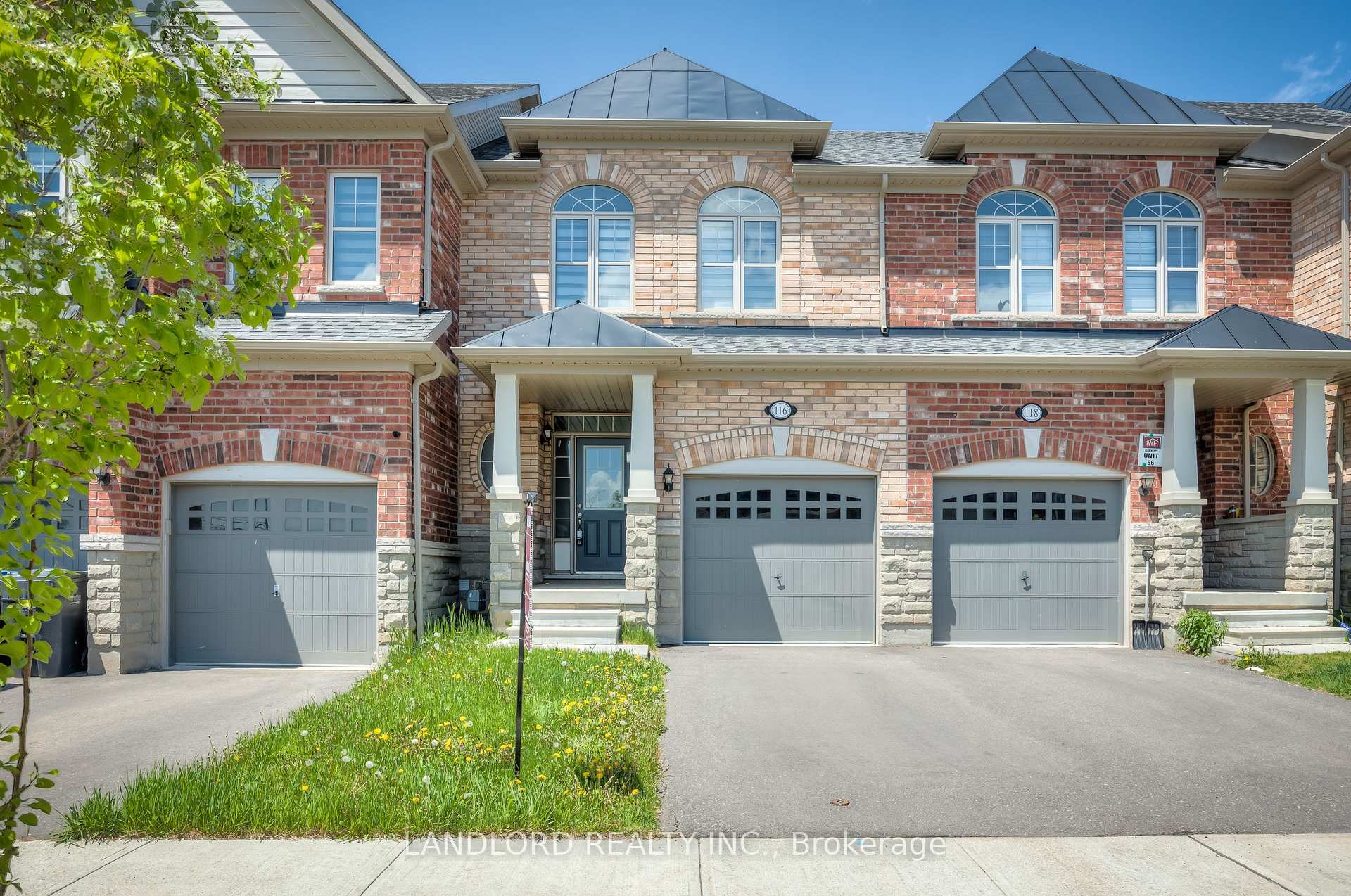 Front of 116 Finegan Circle