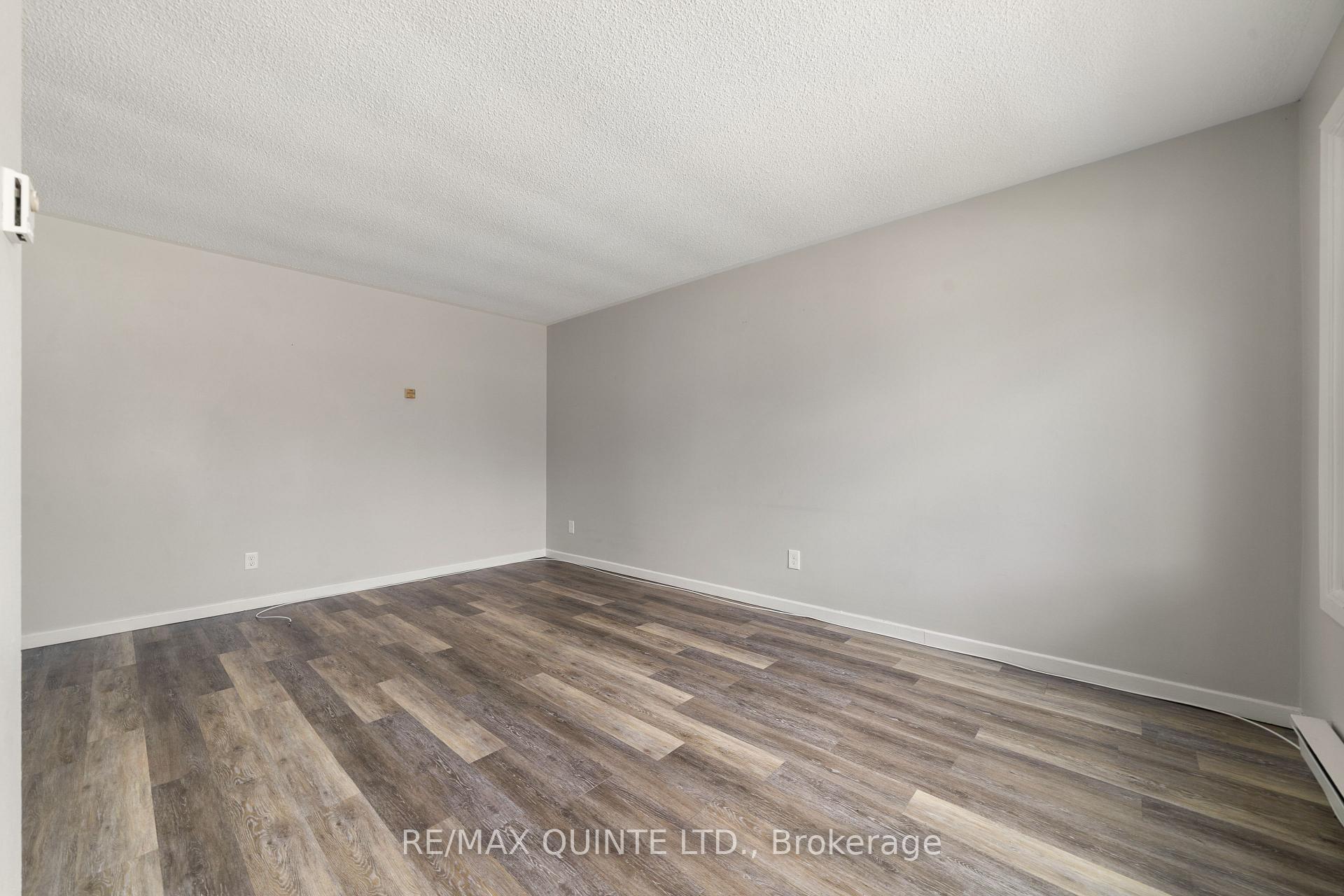 Photo 16 of 50 Grier Street, Belleville, Belleville Ward — HOMEH