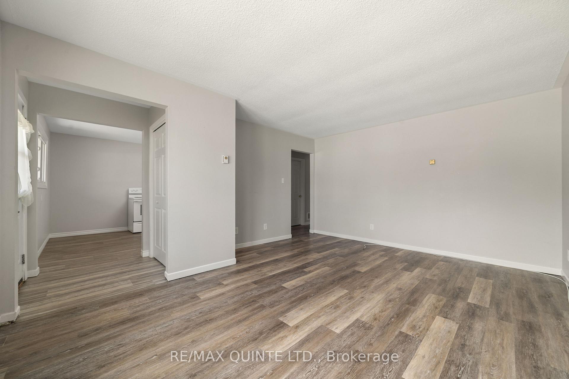 Photo 18 of 50 Grier Street, Belleville, Belleville Ward — HOMEH