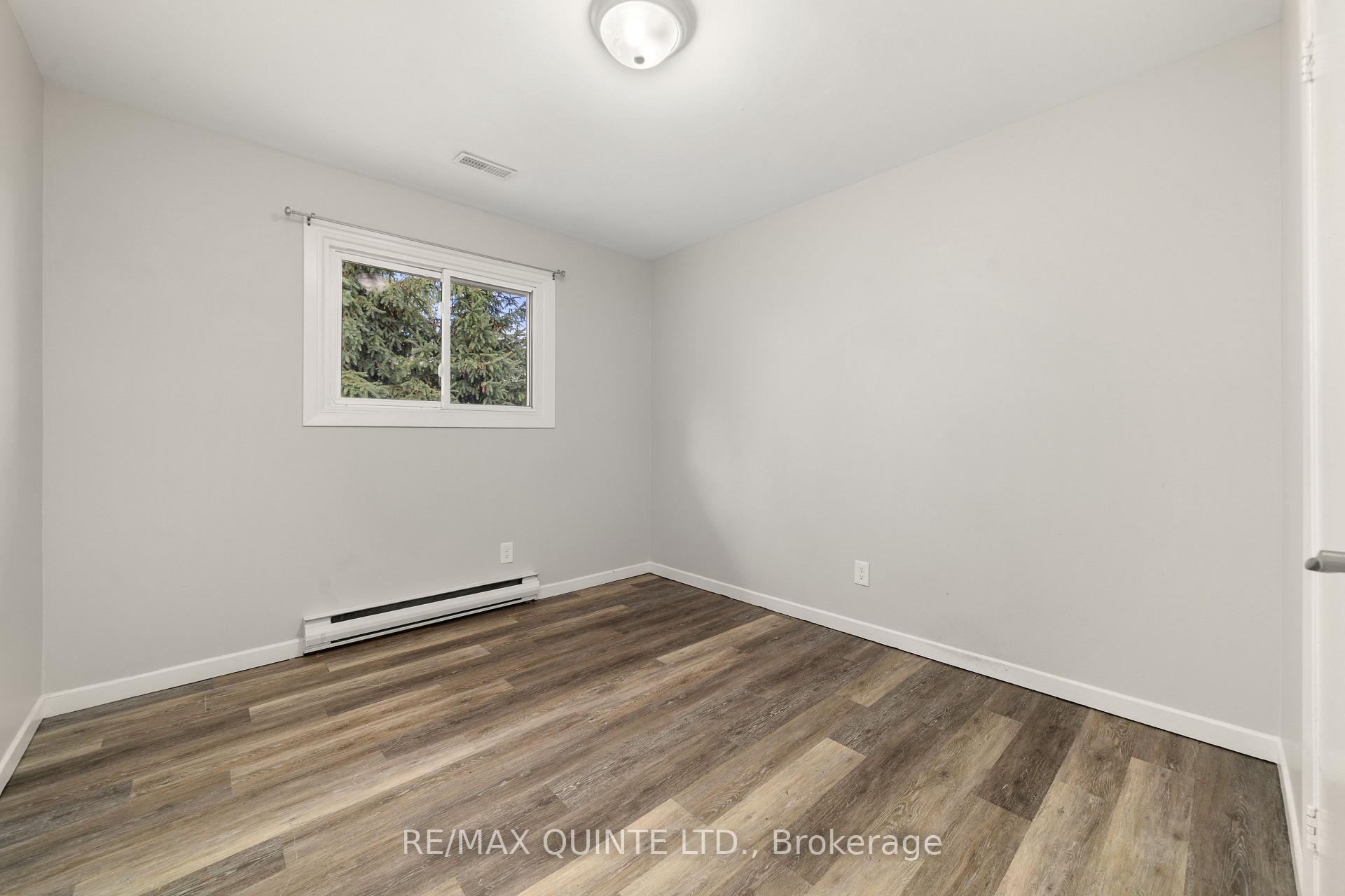 Photo 21 of 50 Grier Street, Belleville, Belleville Ward — HOMEH