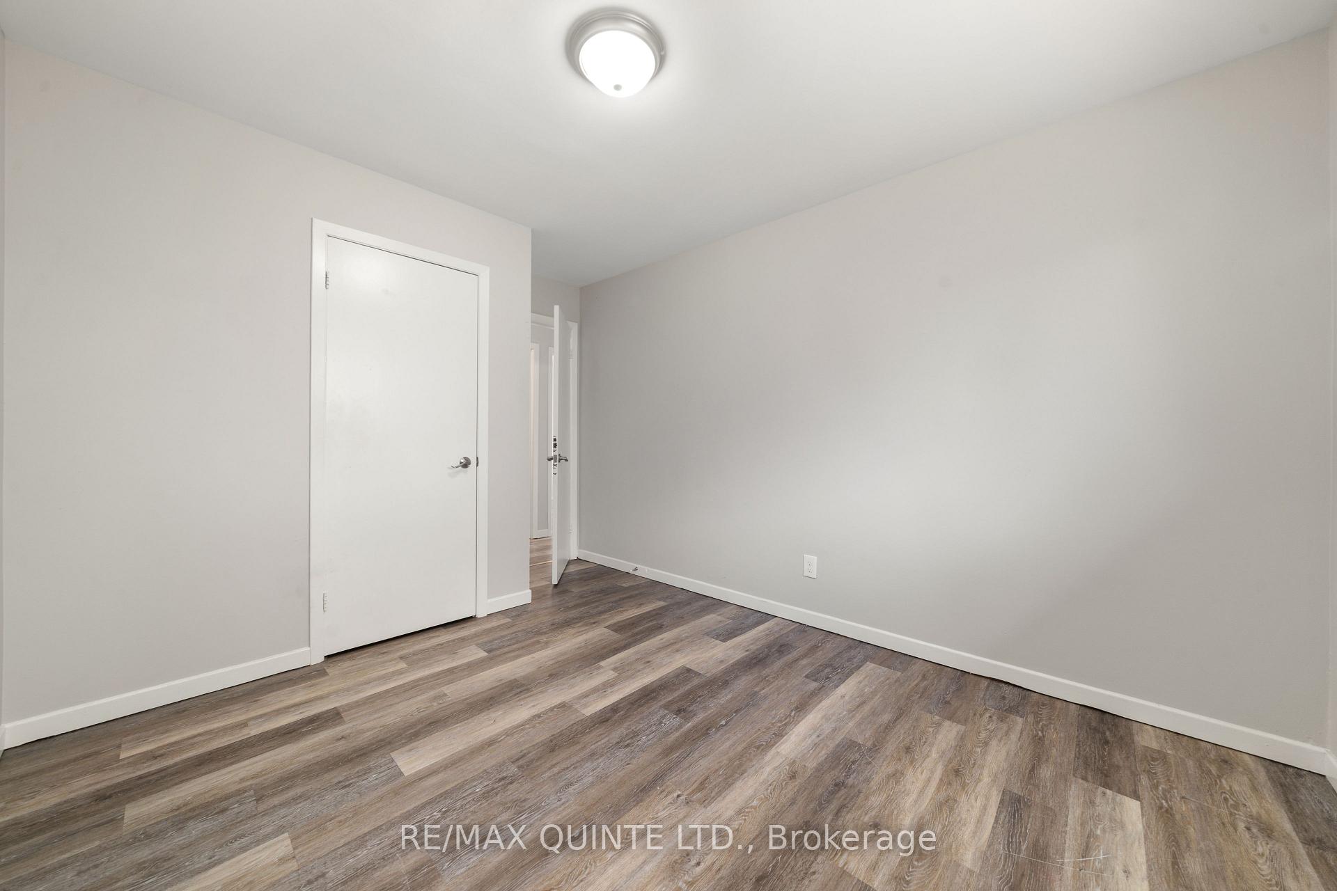 Photo 24 of 50 Grier Street, Belleville, Belleville Ward — HOMEH