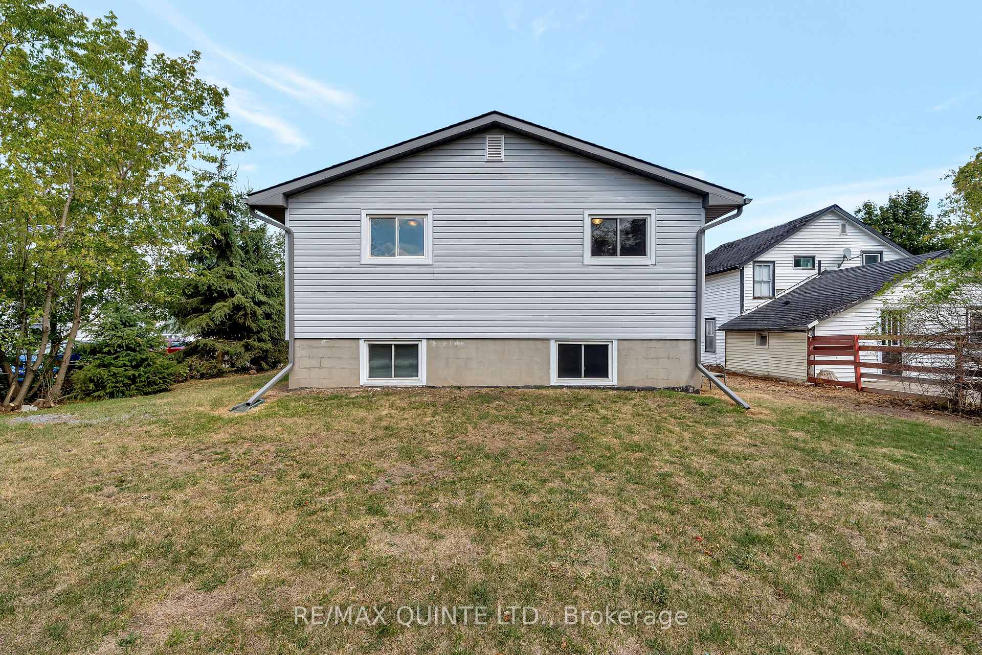 Photo 34 of 50 Grier Street, Belleville, Belleville Ward — HOMEH