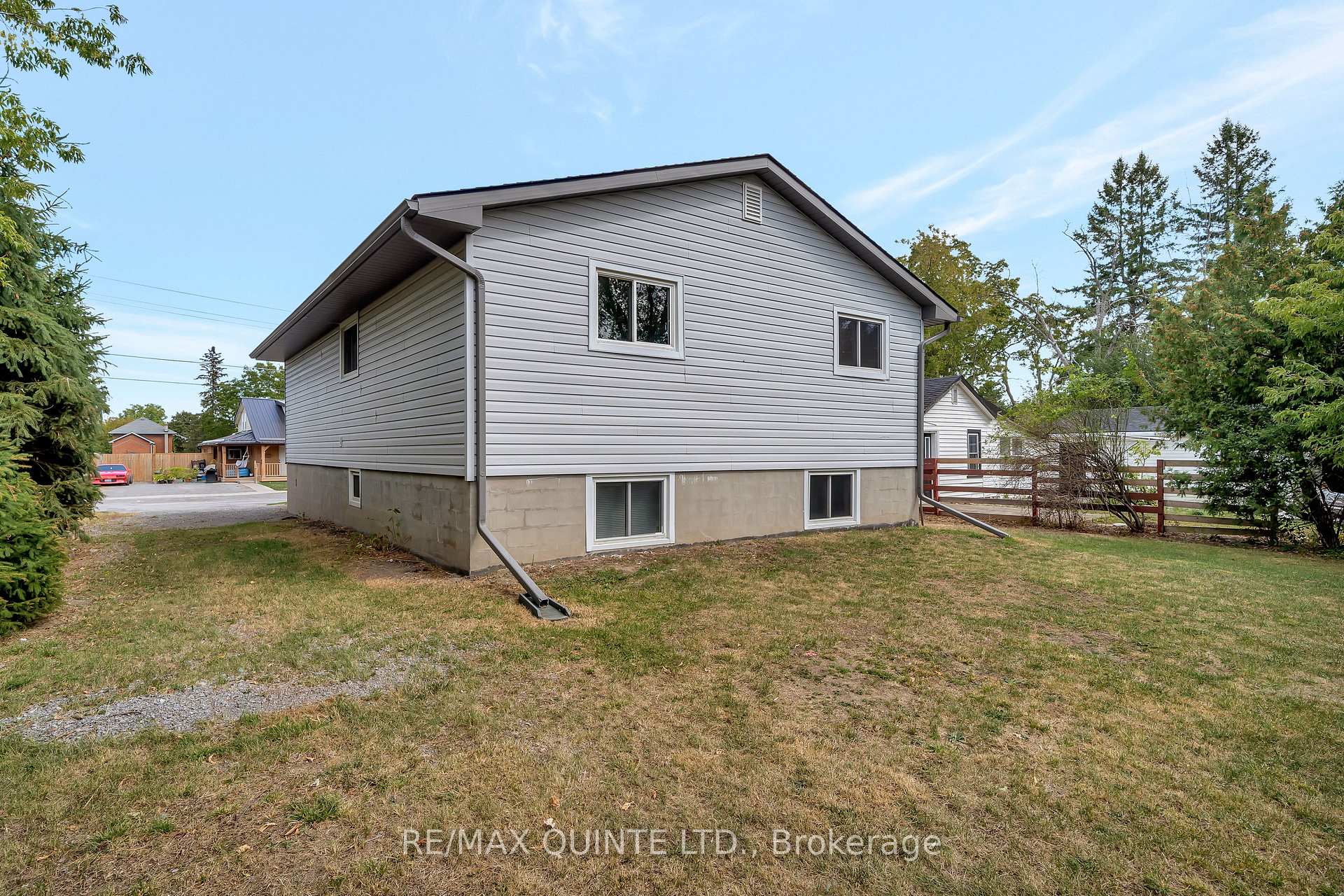 Photo 33 of 50 Grier Street, Belleville, Belleville Ward — HOMEH