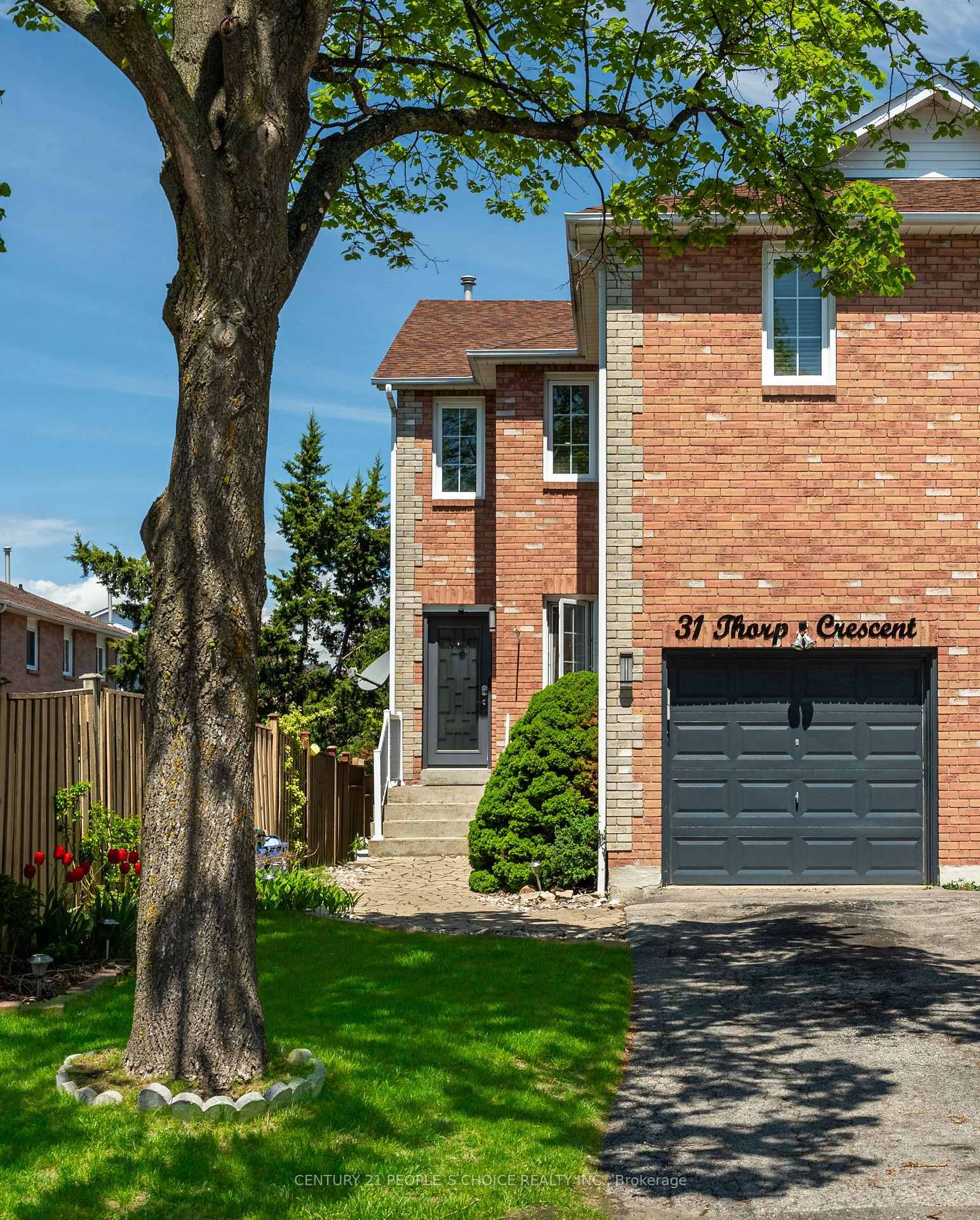 Photo 1 of 31 Thorp Crescent, Ajax, Central West — HOMEH
