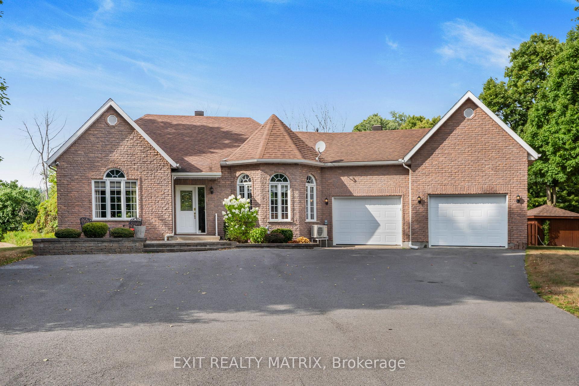 Photo 1 of 18 Davidson Street, Champlain, Champlain Twp — HOMEH