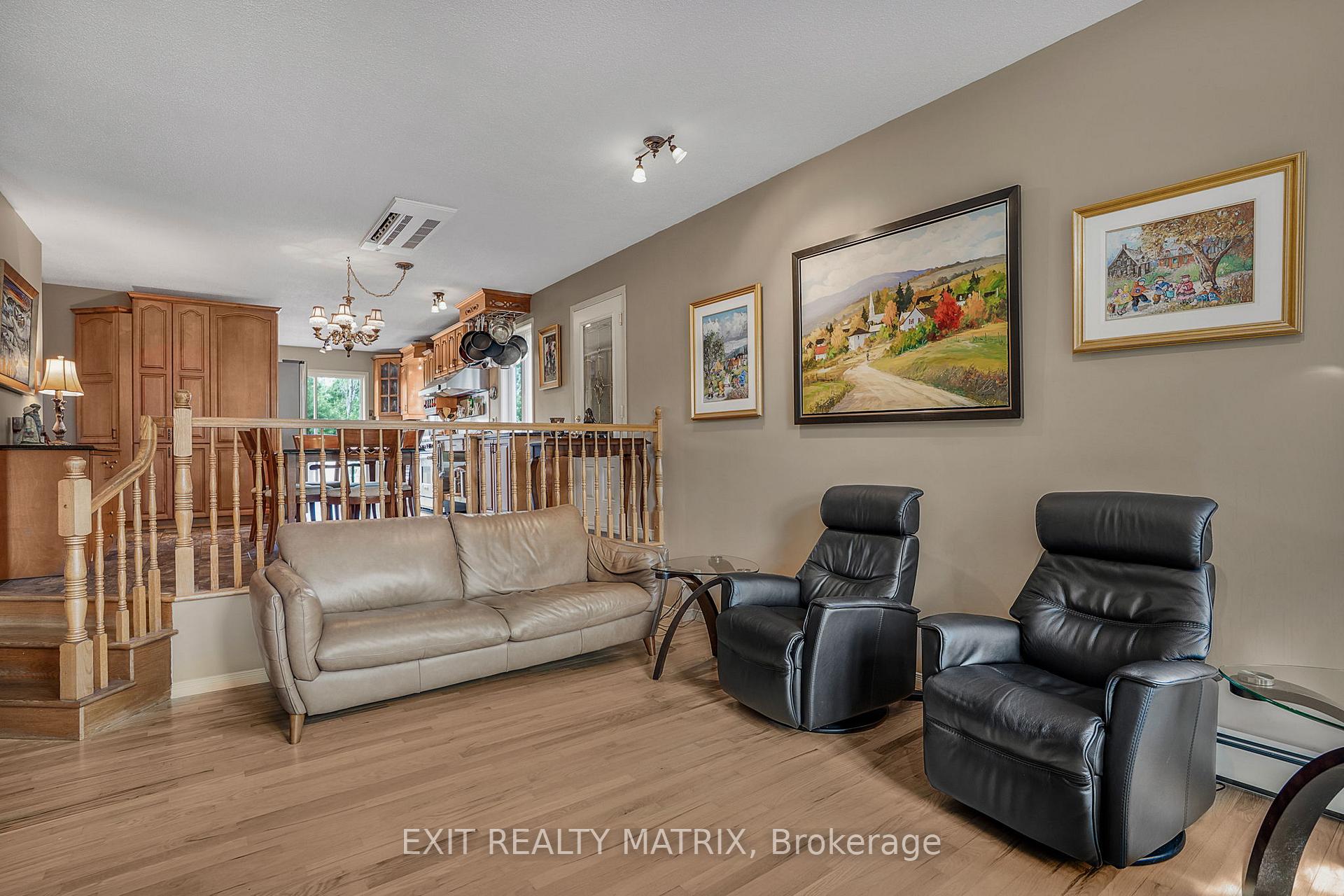 Photo 8 of 18 Davidson Street, Champlain, Champlain Twp — HOMEH
