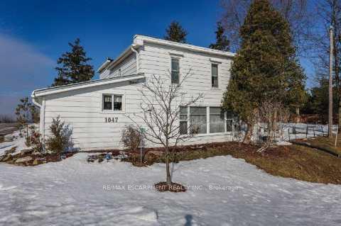 Photo 2 of 1047 Ridge Road, Hamilton, Rural Stoney Creek — HOMEH