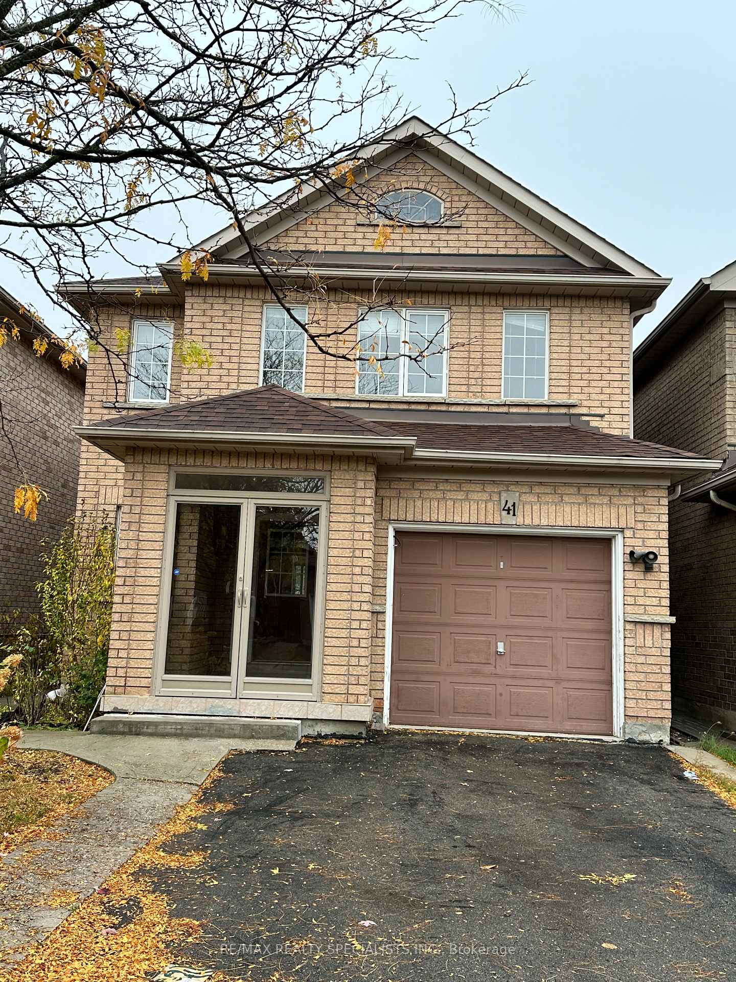 Front of 41 Allangrove Drive