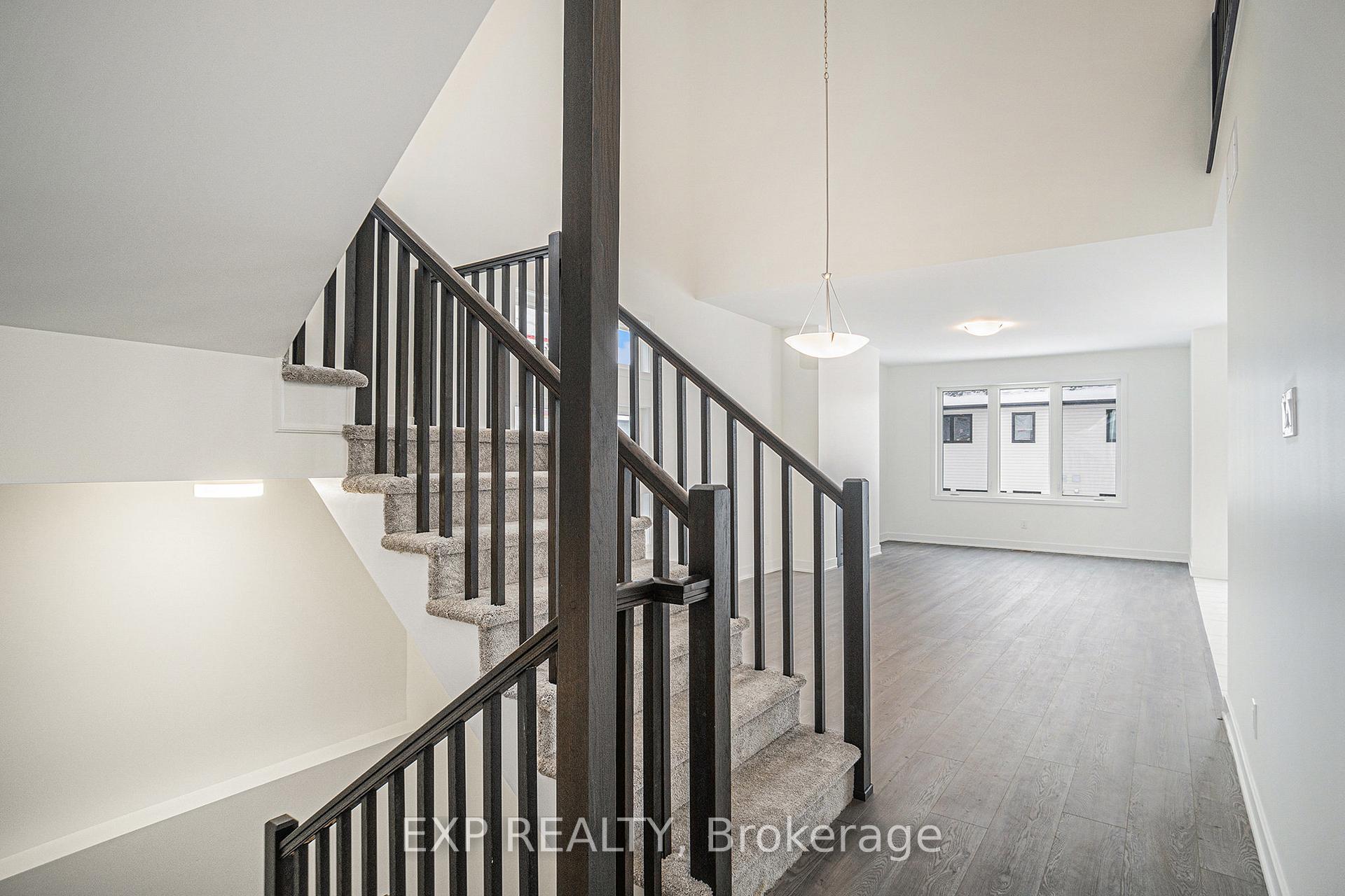 Photo 4 of 245 O'donovan Drive, Carleton Place — HOMEH