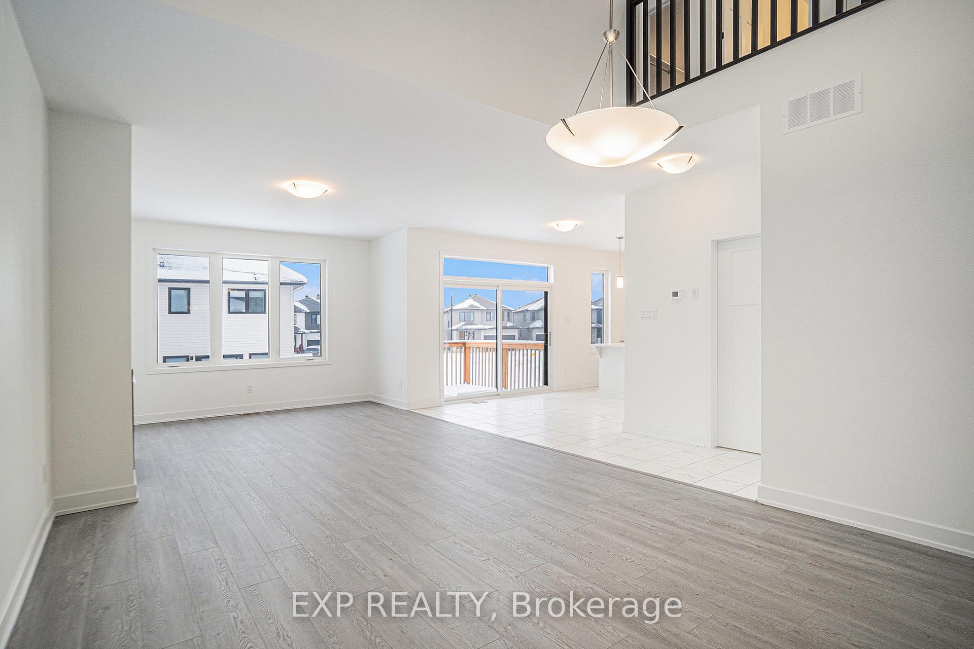 Photo 5 of 245 O'donovan Drive, Carleton Place — HOMEH