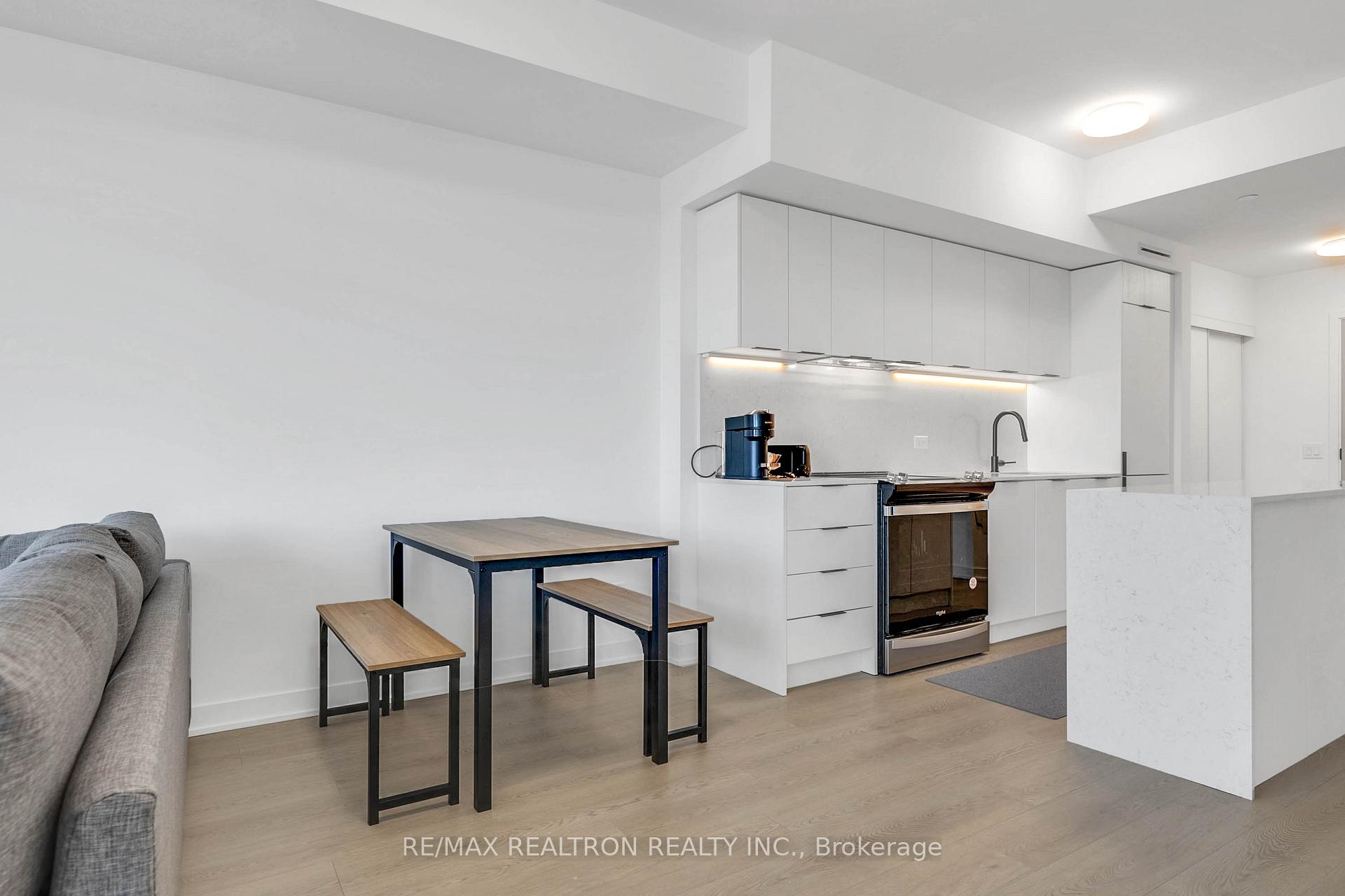 Photo 10 of Unit 221, 31 Huron Street, Collingwood — HOMEH