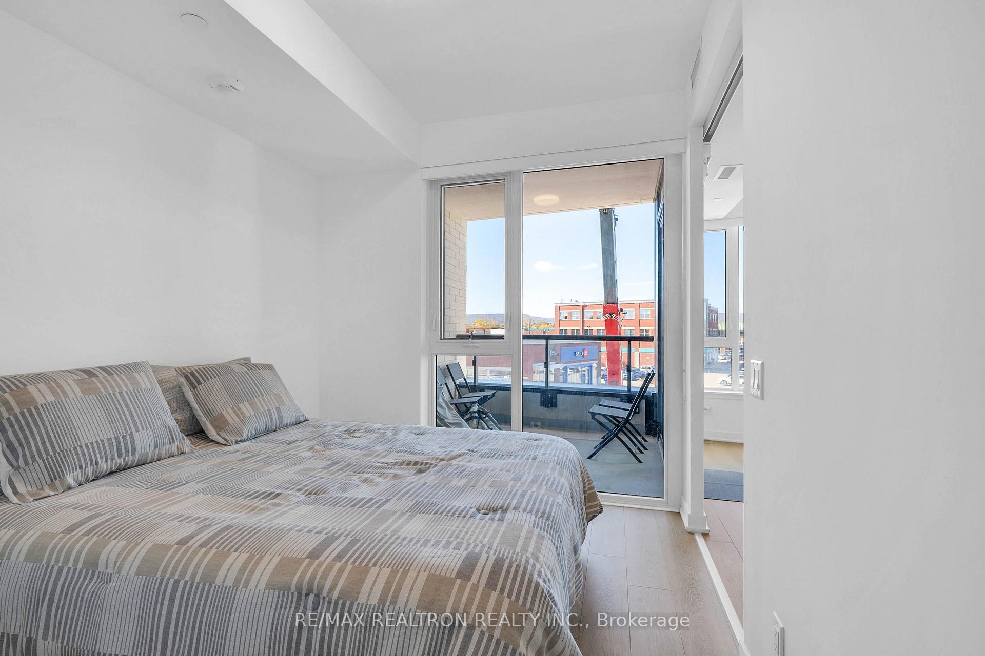 Photo 16 of Unit 221, 31 Huron Street, Collingwood — HOMEH