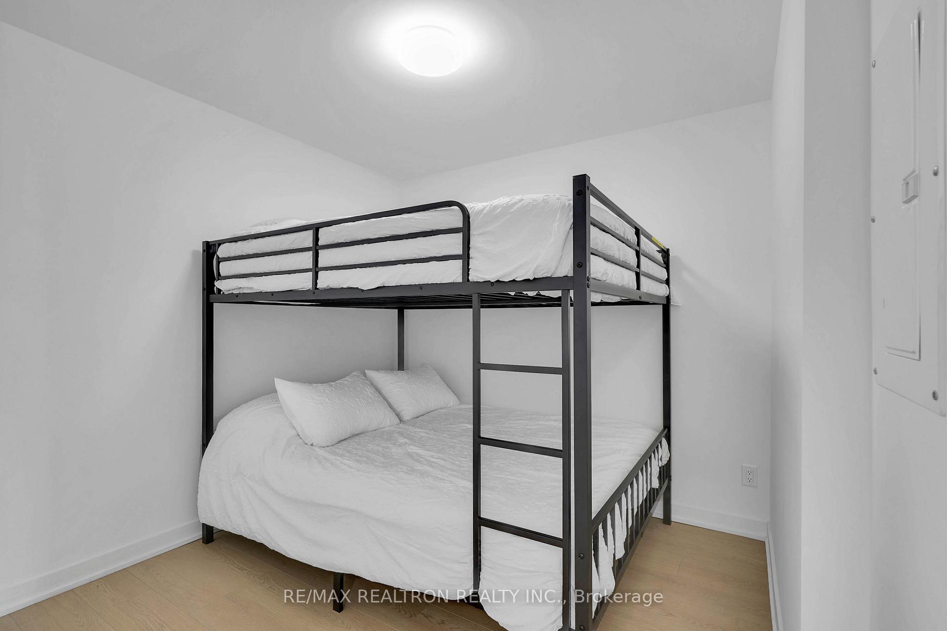 Photo 18 of Unit 221, 31 Huron Street, Collingwood — HOMEH