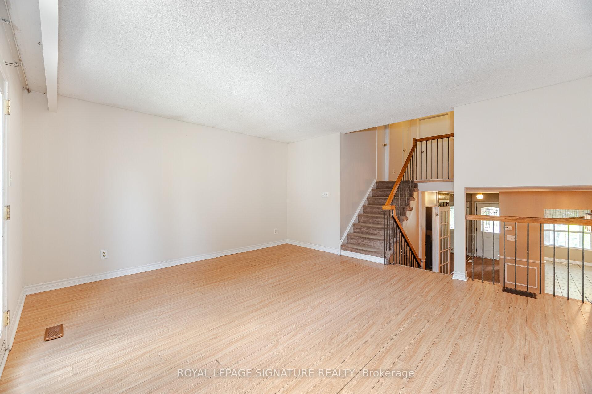 Photo 20 of 9 Histon Crescent, Brampton, Madoc — HOMEH