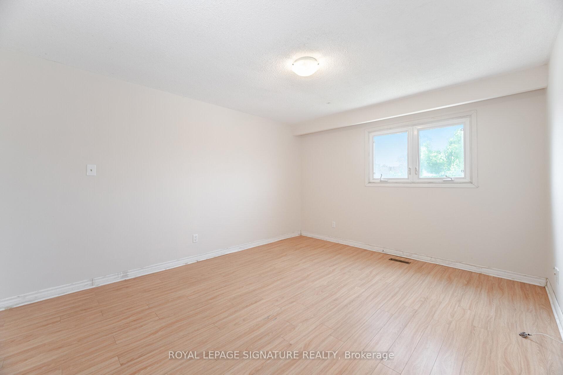Photo 23 of 9 Histon Crescent, Brampton, Madoc — HOMEH