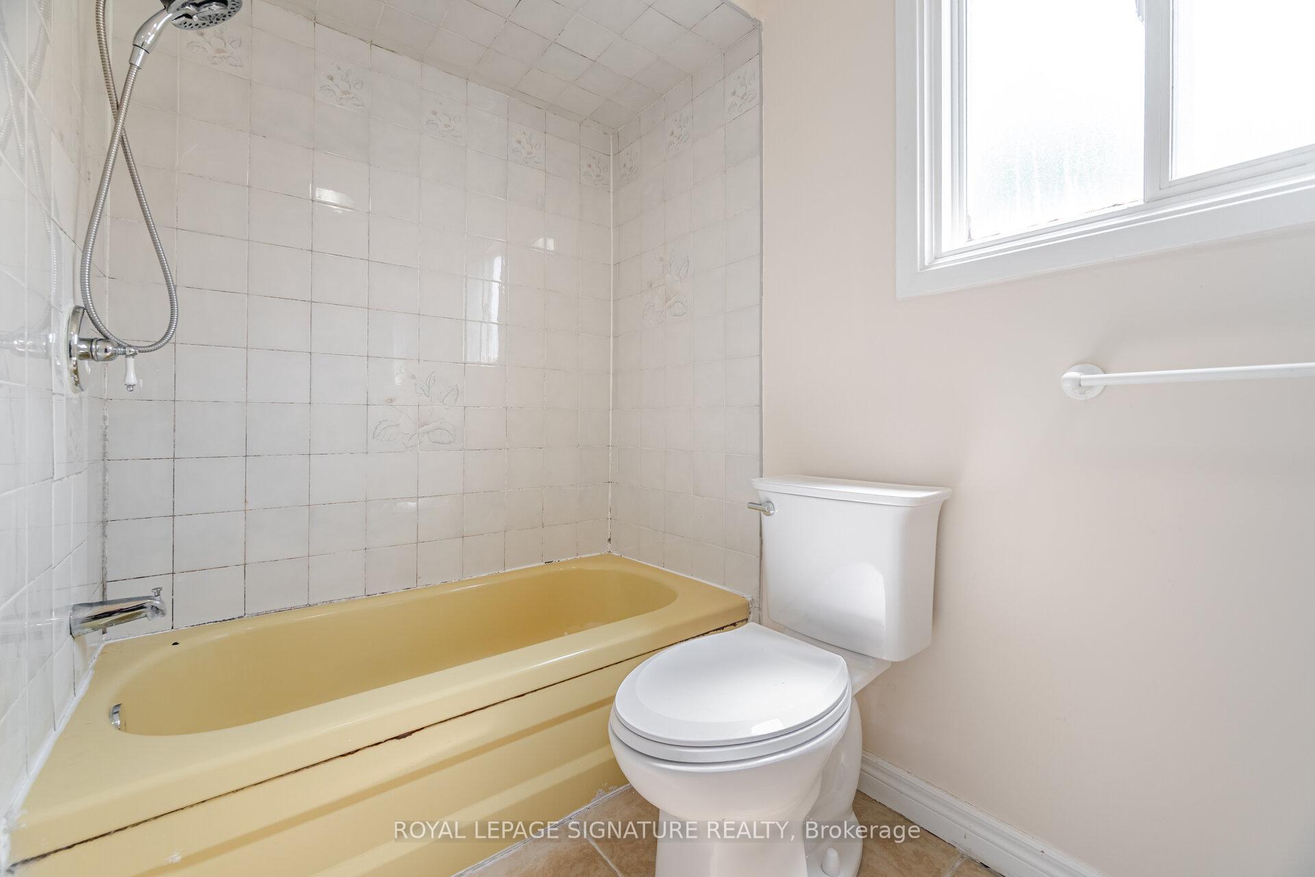 Photo 45 of 9 Histon Crescent, Brampton, Madoc — HOMEH