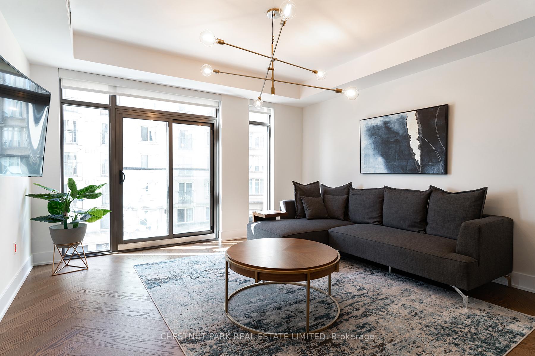 Front of Unit 306, 6 Jackes Avenue