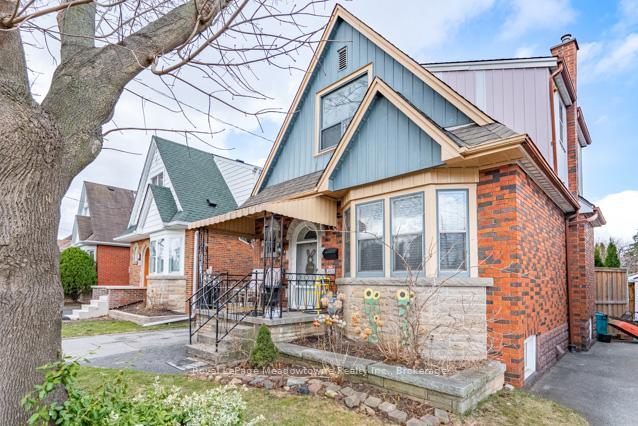 Photo 2 of 60 Cameron Avenue S, Hamilton, Bartonville — HOMEH