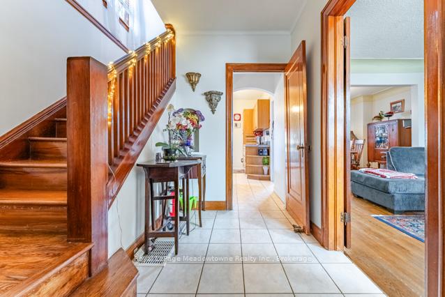 Photo 6 of 60 Cameron Avenue S, Hamilton, Bartonville — HOMEH