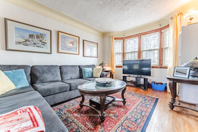 Photo 8 of 60 Cameron Avenue S, Hamilton, Bartonville — HOMEH