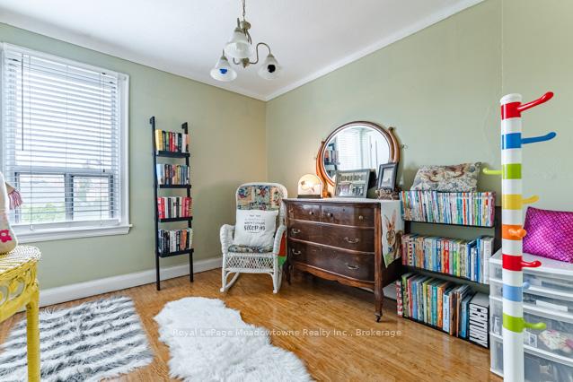 Photo 21 of 60 Cameron Avenue S, Hamilton, Bartonville — HOMEH
