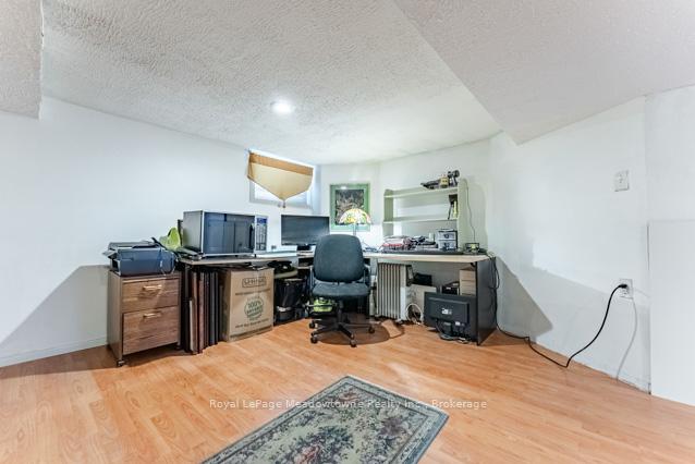 Photo 25 of 60 Cameron Avenue S, Hamilton, Bartonville — HOMEH