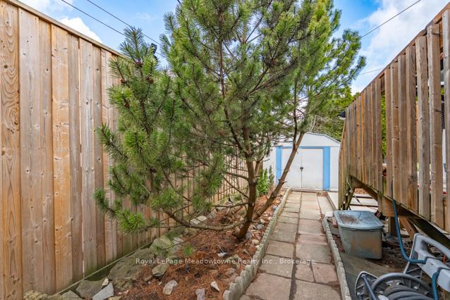 Photo 29 of 60 Cameron Avenue S, Hamilton, Bartonville — HOMEH