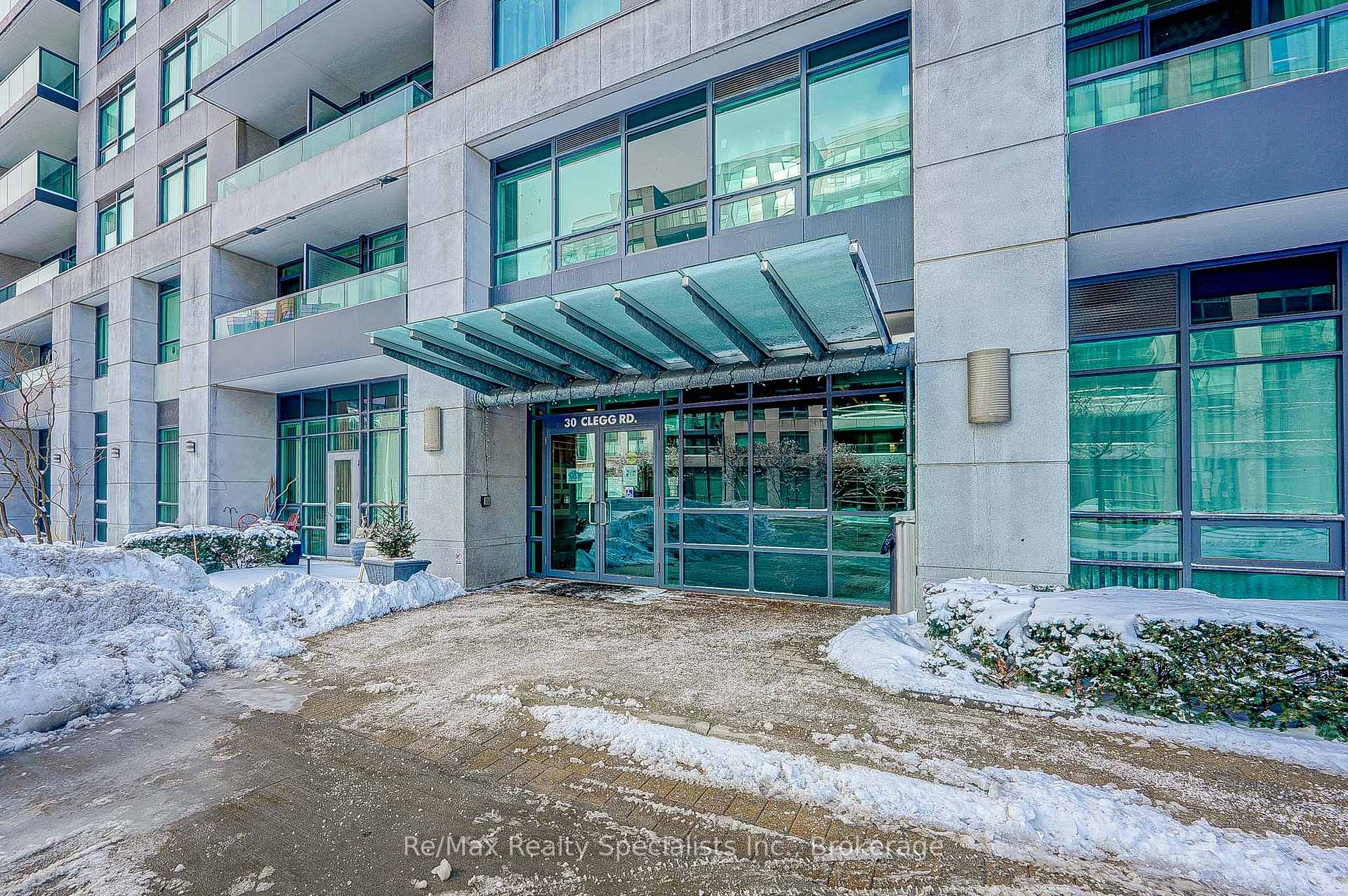 Photo 3 of Unit 608, 30 Clegg Road S, Markham, Unionville — HOMEH