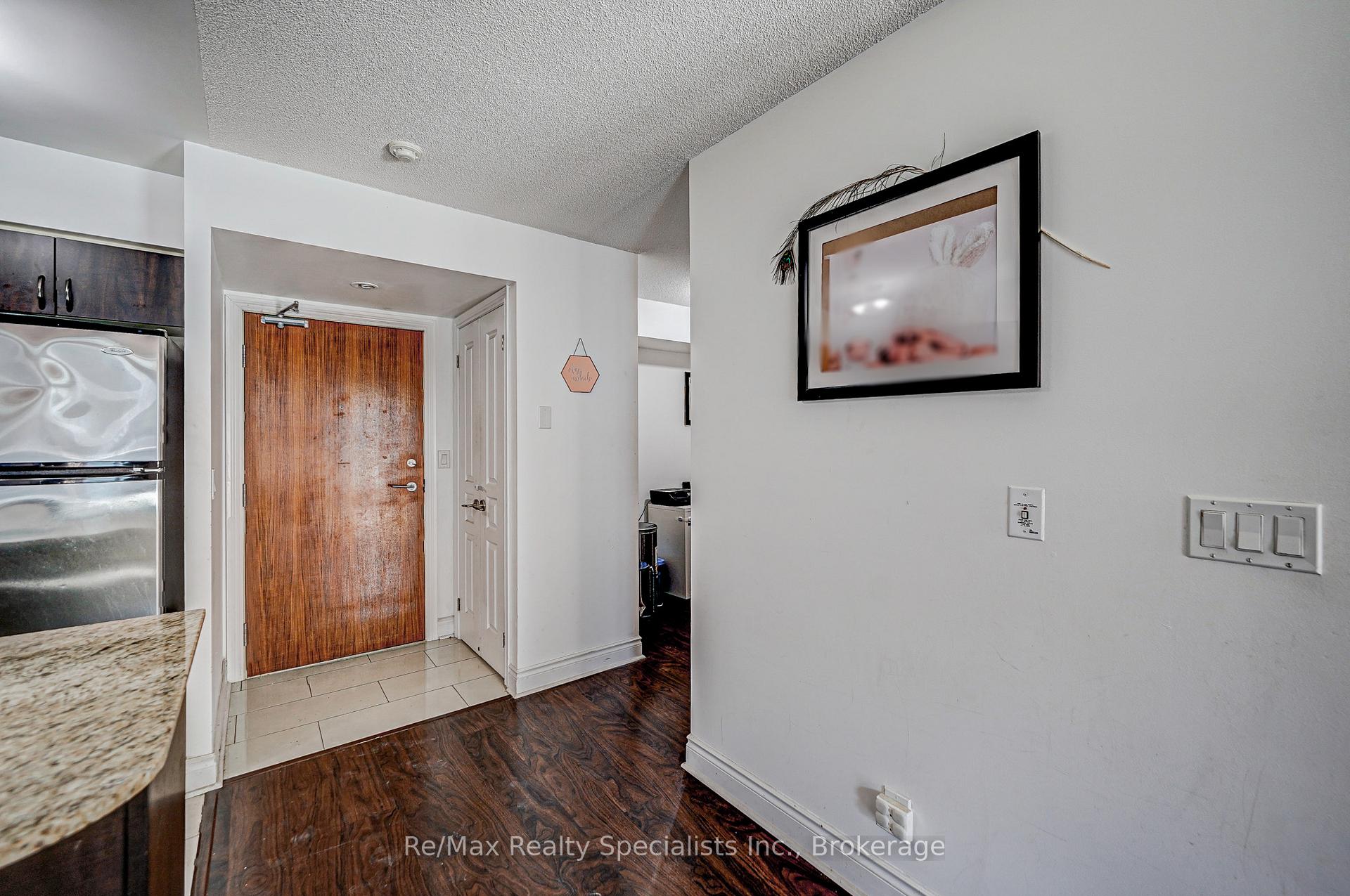 Photo 6 of Unit 608, 30 Clegg Road S, Markham, Unionville — HOMEH