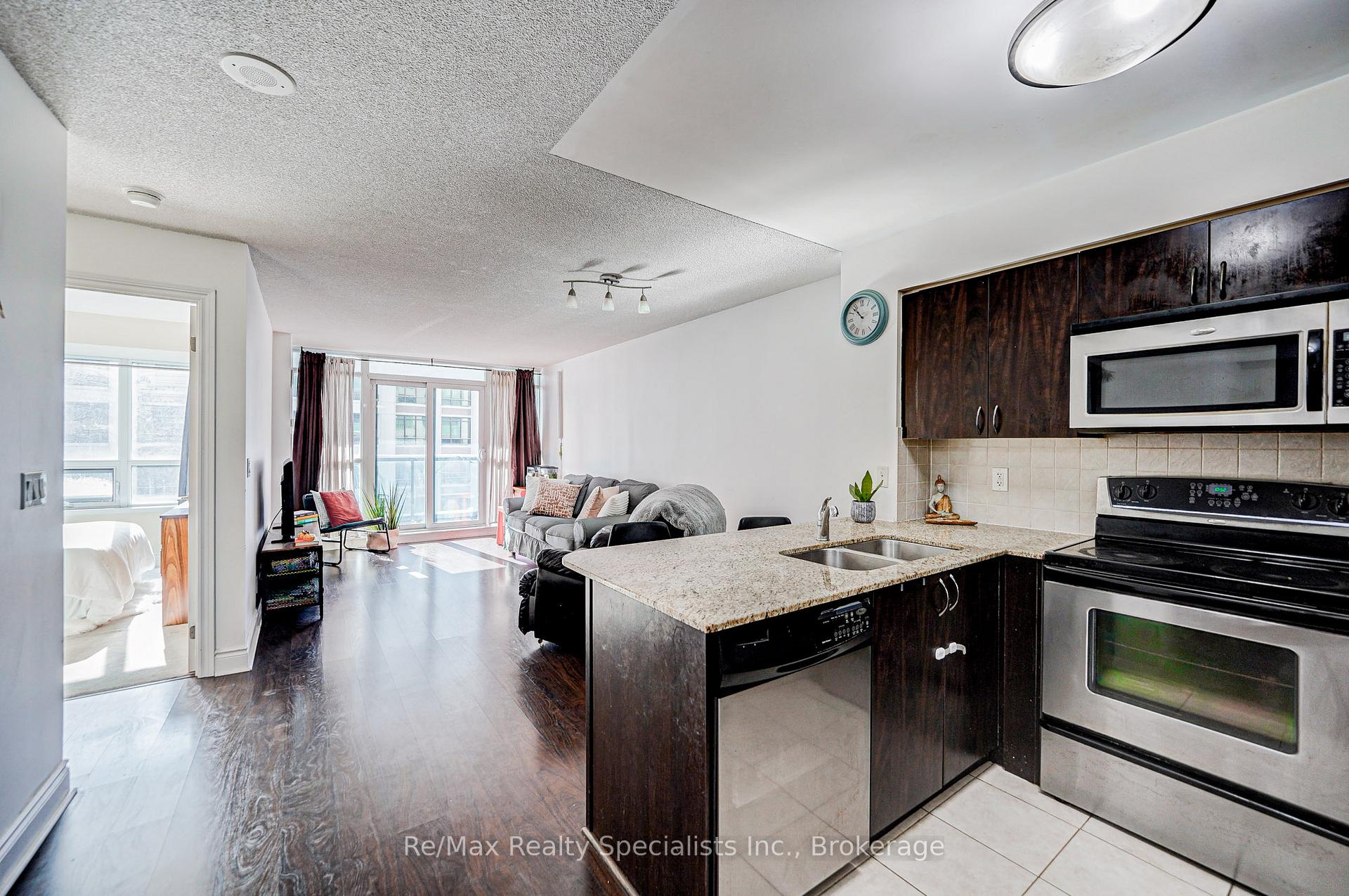 Photo 7 of Unit 608, 30 Clegg Road S, Markham, Unionville — HOMEH