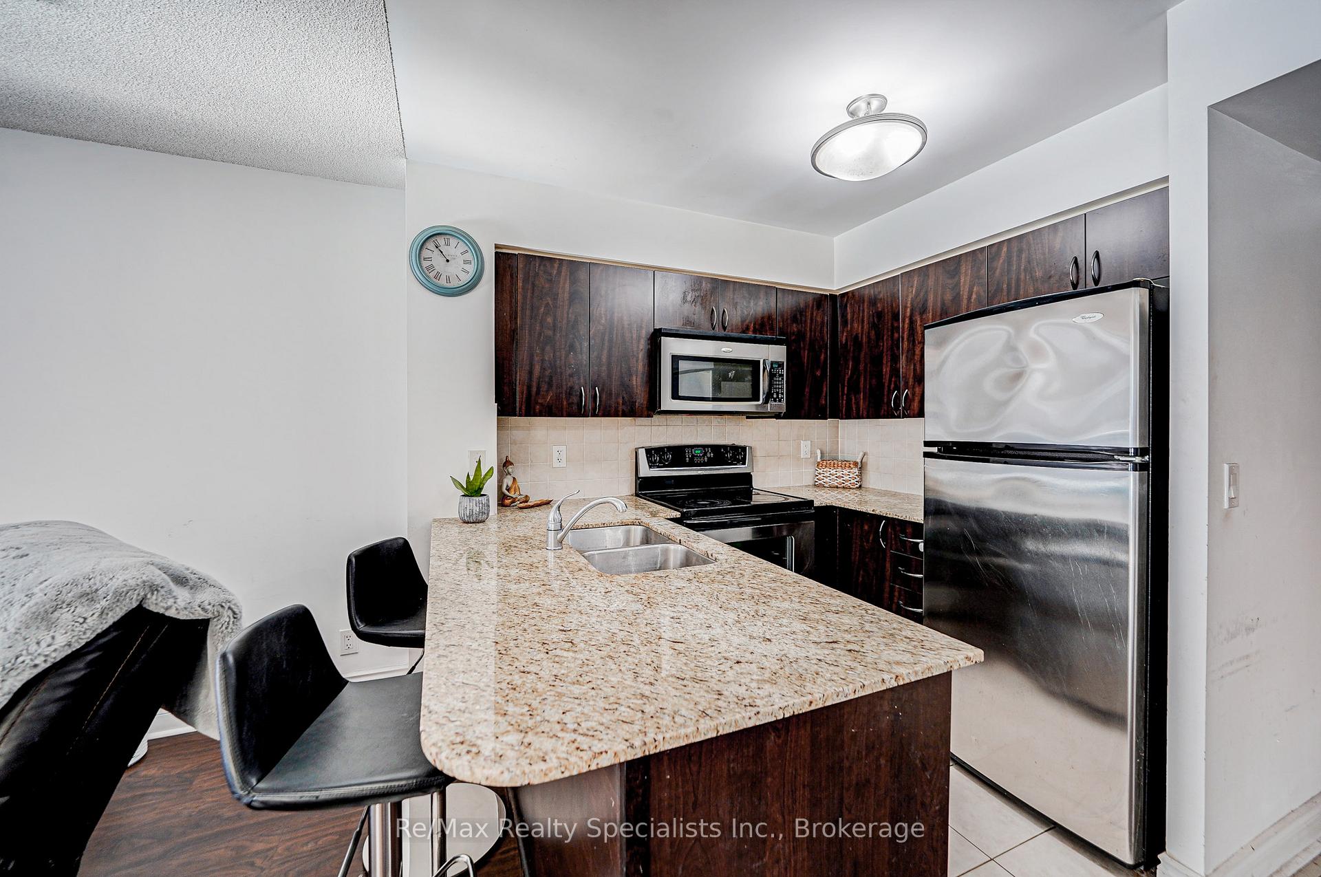 Photo 9 of Unit 608, 30 Clegg Road S, Markham, Unionville — HOMEH