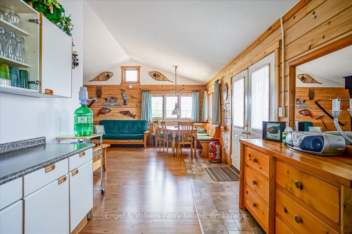 Photo 13 of 1 Island 40C, Carling — HOMEH