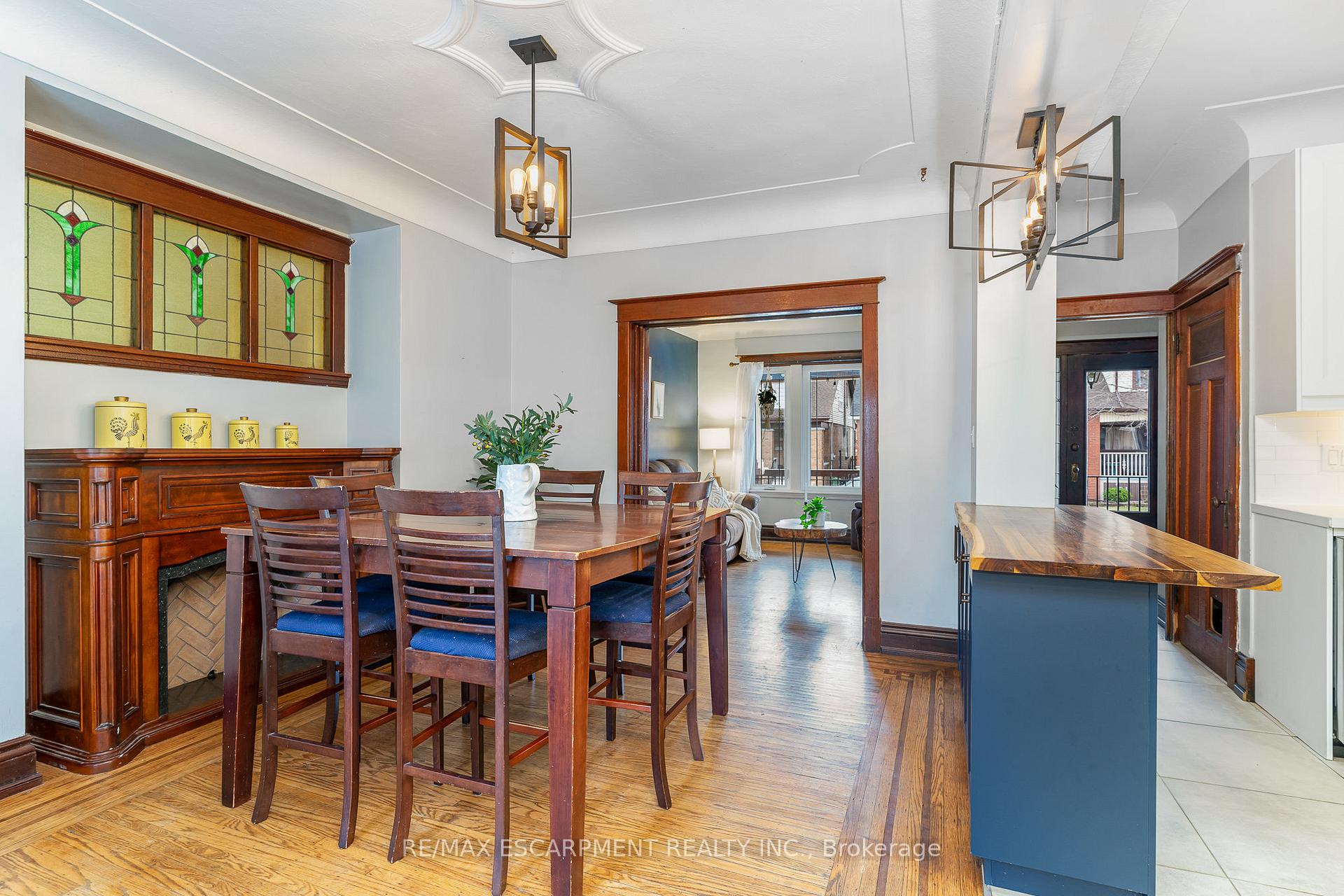 Photo 14 of 81 Kensington Avenue N, Hamilton, Crown Point — HOMEH