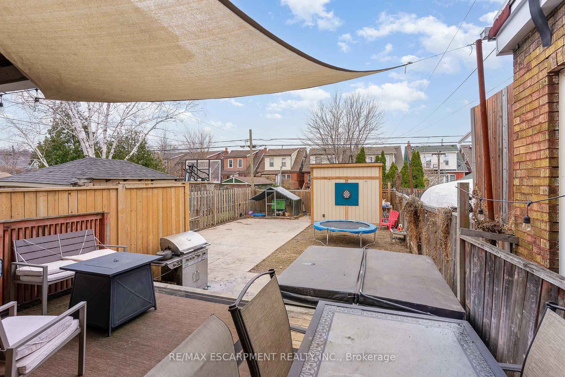 Photo 55 of 81 Kensington Avenue N, Hamilton, Crown Point — HOMEH