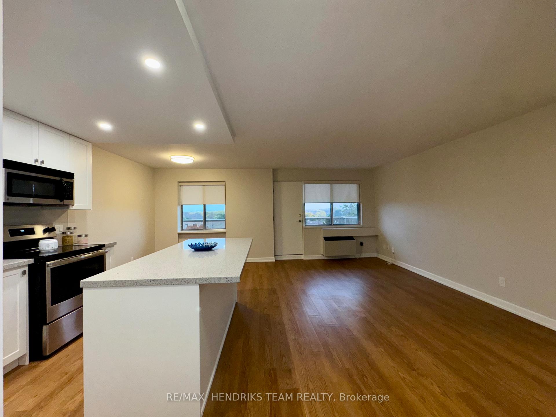 Photo 33 of Unit 608, 608 Lake Street, St. Catharines, Lakeport — HOMEH
