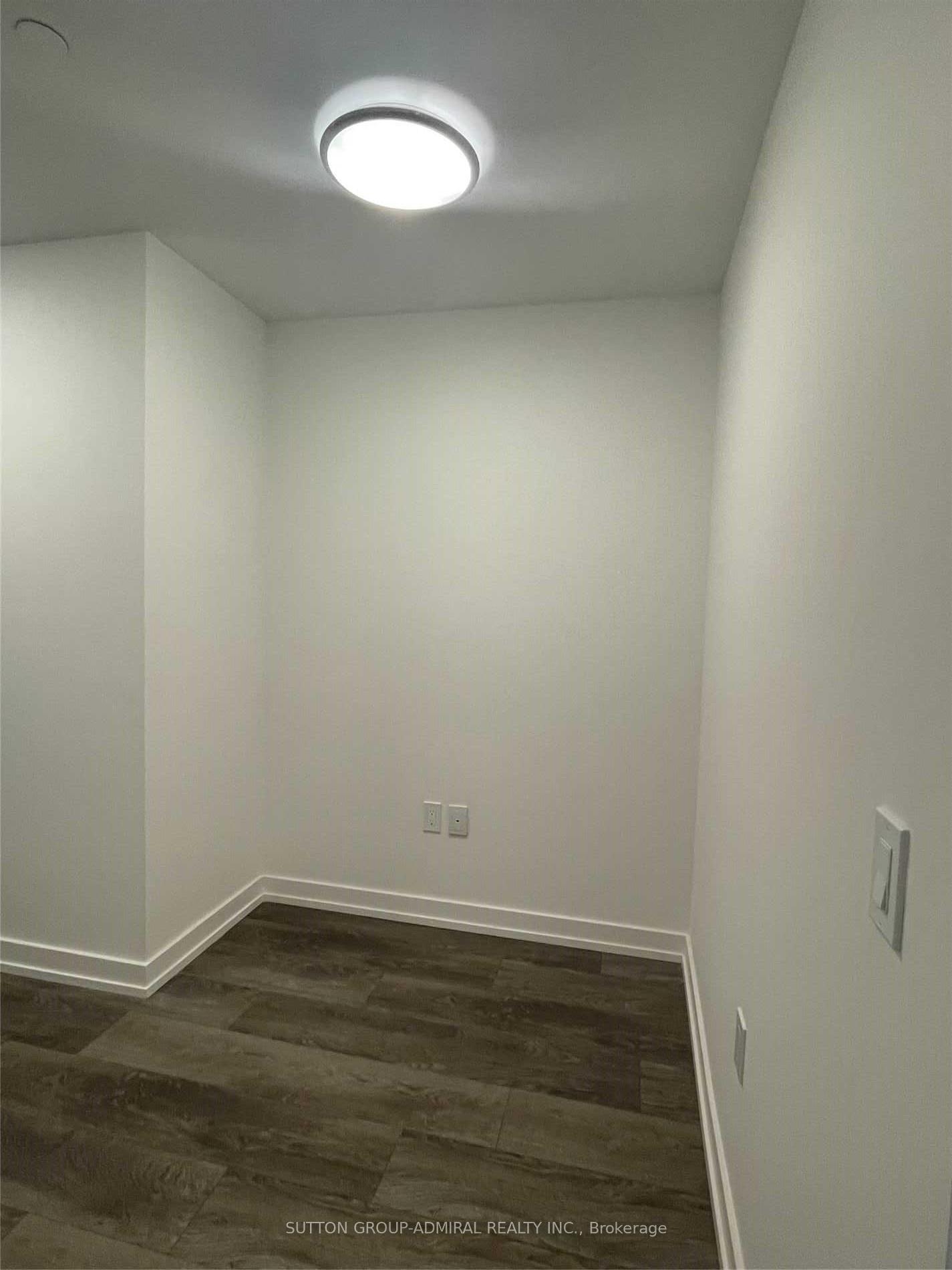 Photo 10 of Unit 1004, 15 Wellington Street, Kitchener, Cherry Hill — HOMEH