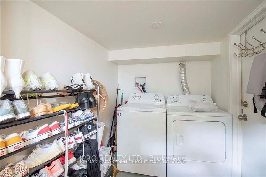 Photo 15 of 59 Garnet Street, St. Catharines, Facer — HOMEH