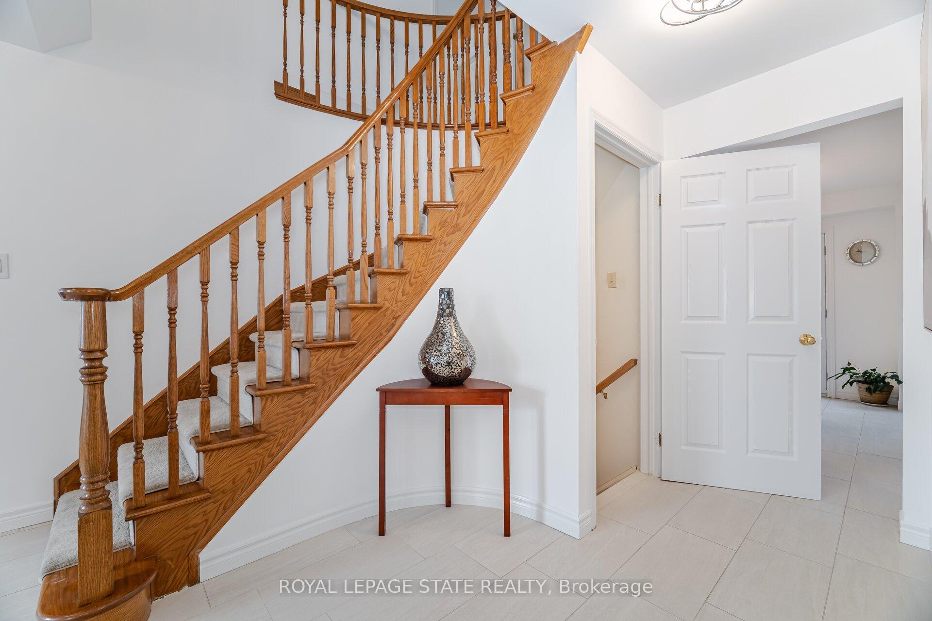 Photo 33 of 87 Republic Avenue, Hamilton, Barnstown — HOMEH
