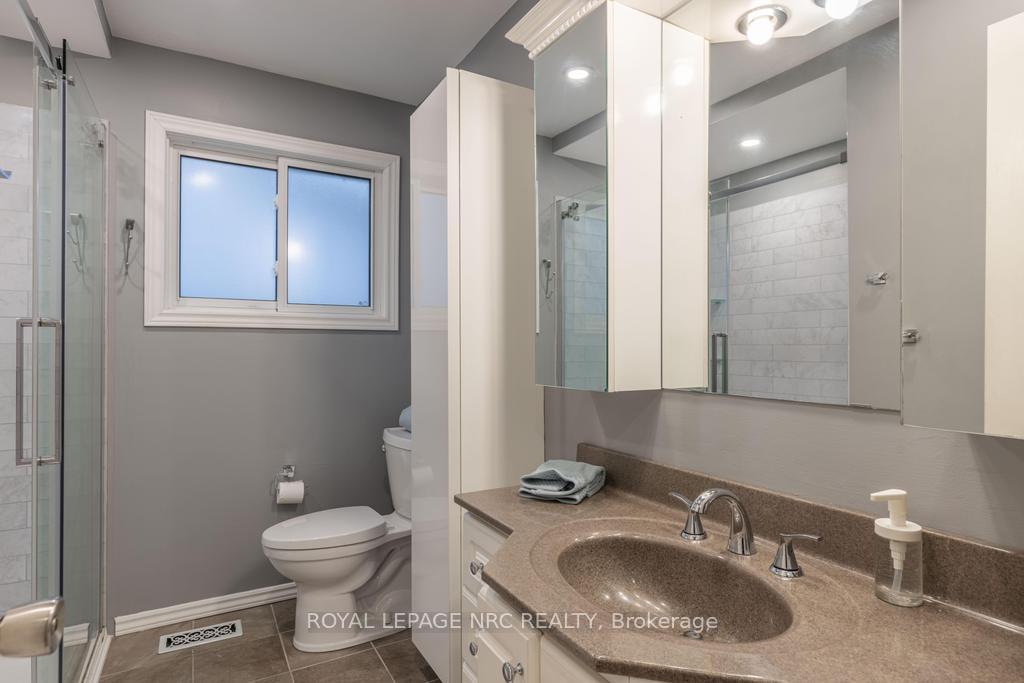 Photo 19 of 7 Lakebreeze Crescent, St. Catharines, Lakeshore — HOMEH