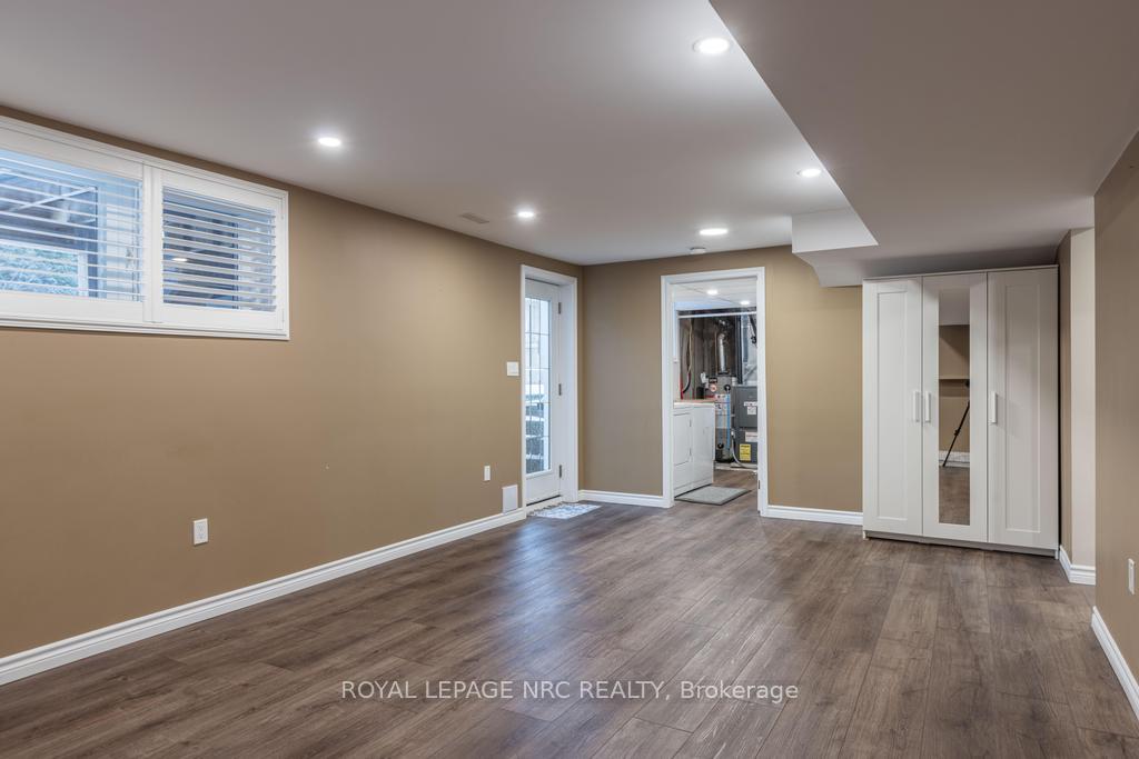 Photo 23 of 7 Lakebreeze Crescent, St. Catharines, Lakeshore — HOMEH