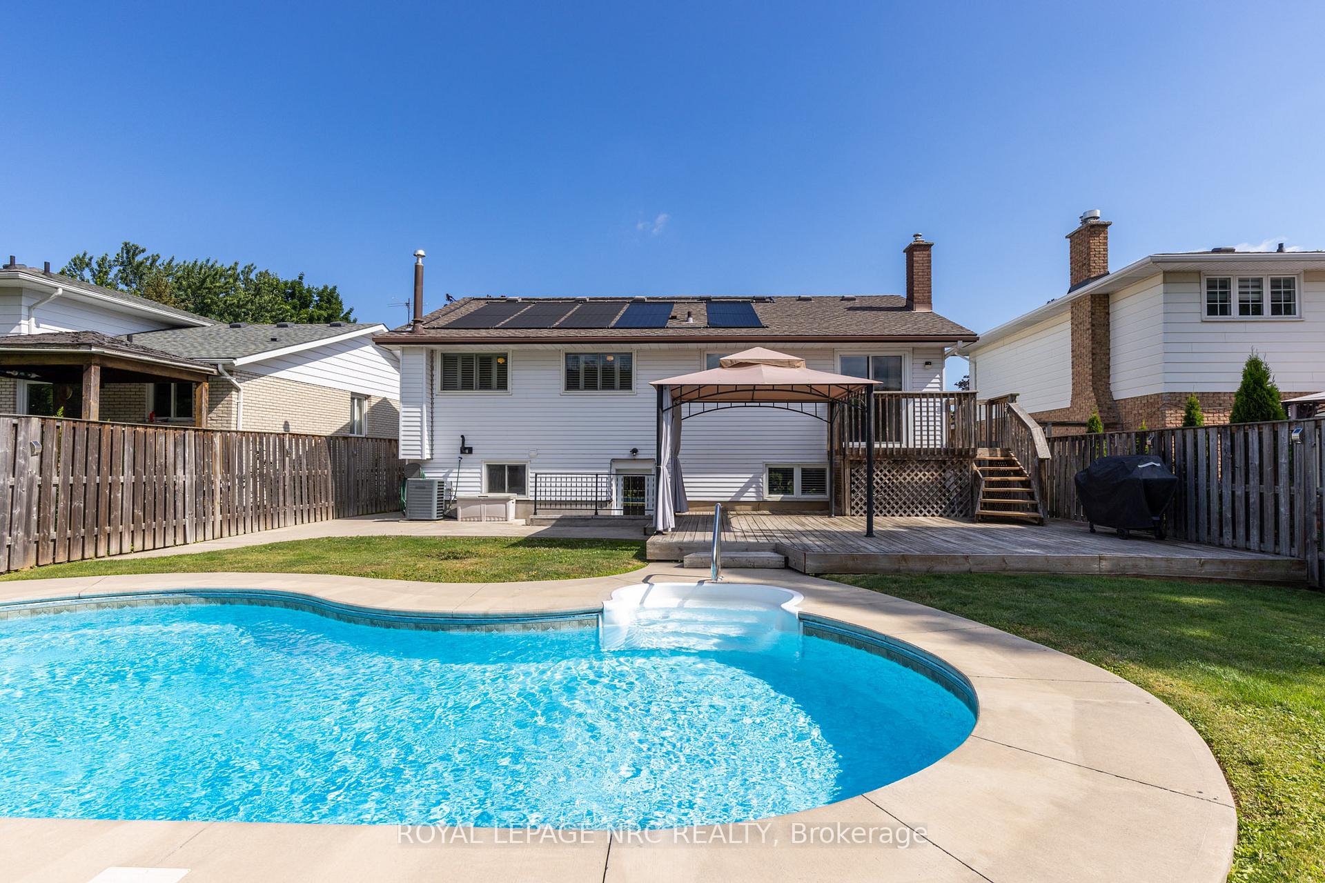 Photo 27 of 7 Lakebreeze Crescent, St. Catharines, Lakeshore — HOMEH