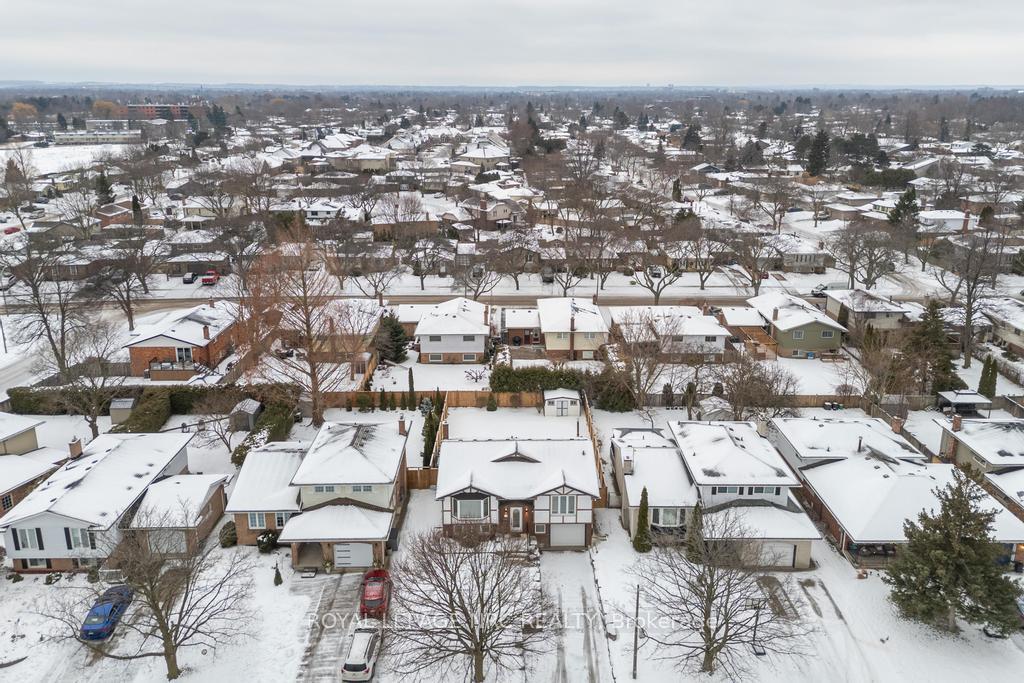Photo 35 of 7 Lakebreeze Crescent, St. Catharines, Lakeshore — HOMEH
